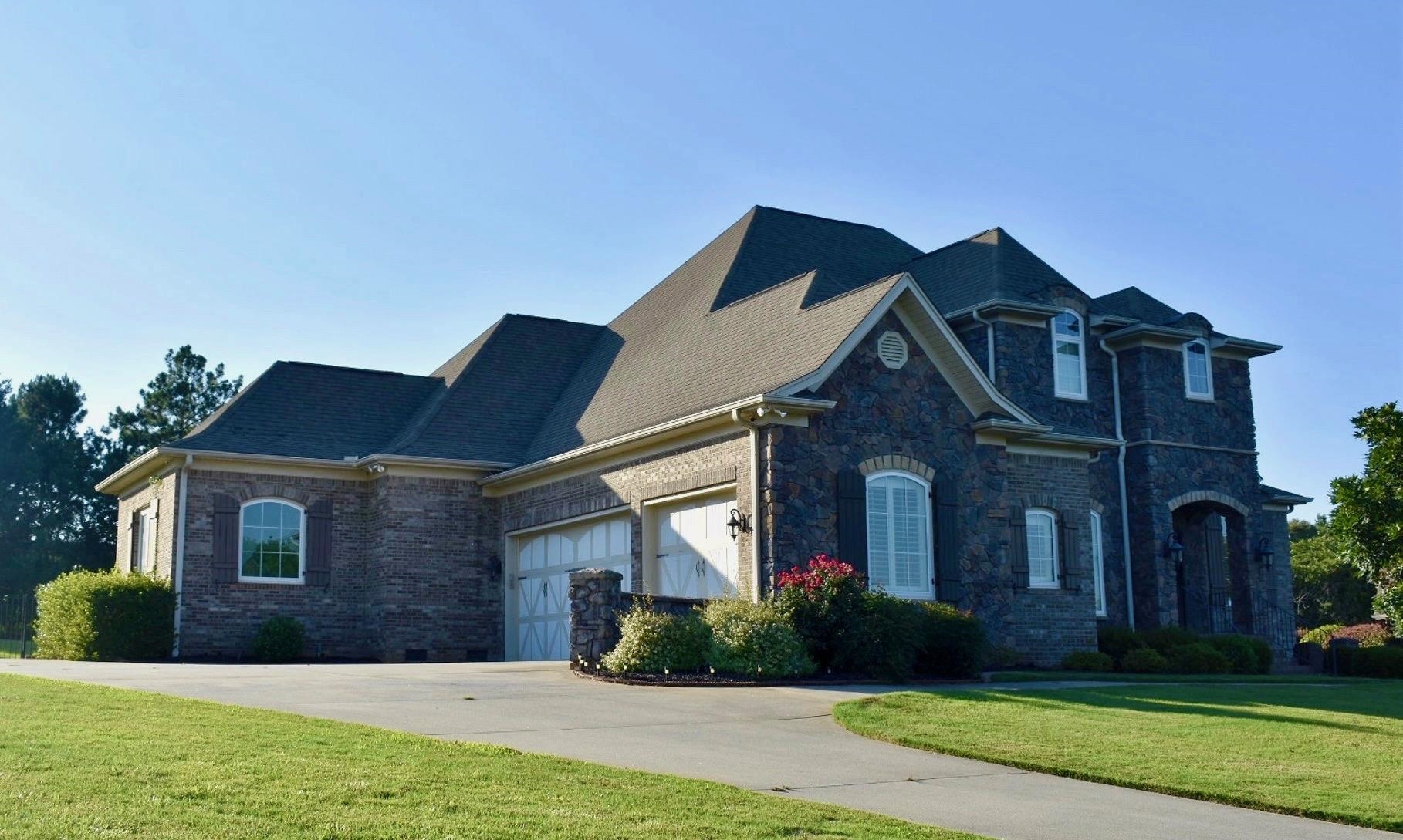 34 Great Lawn Drive Property Photo 2