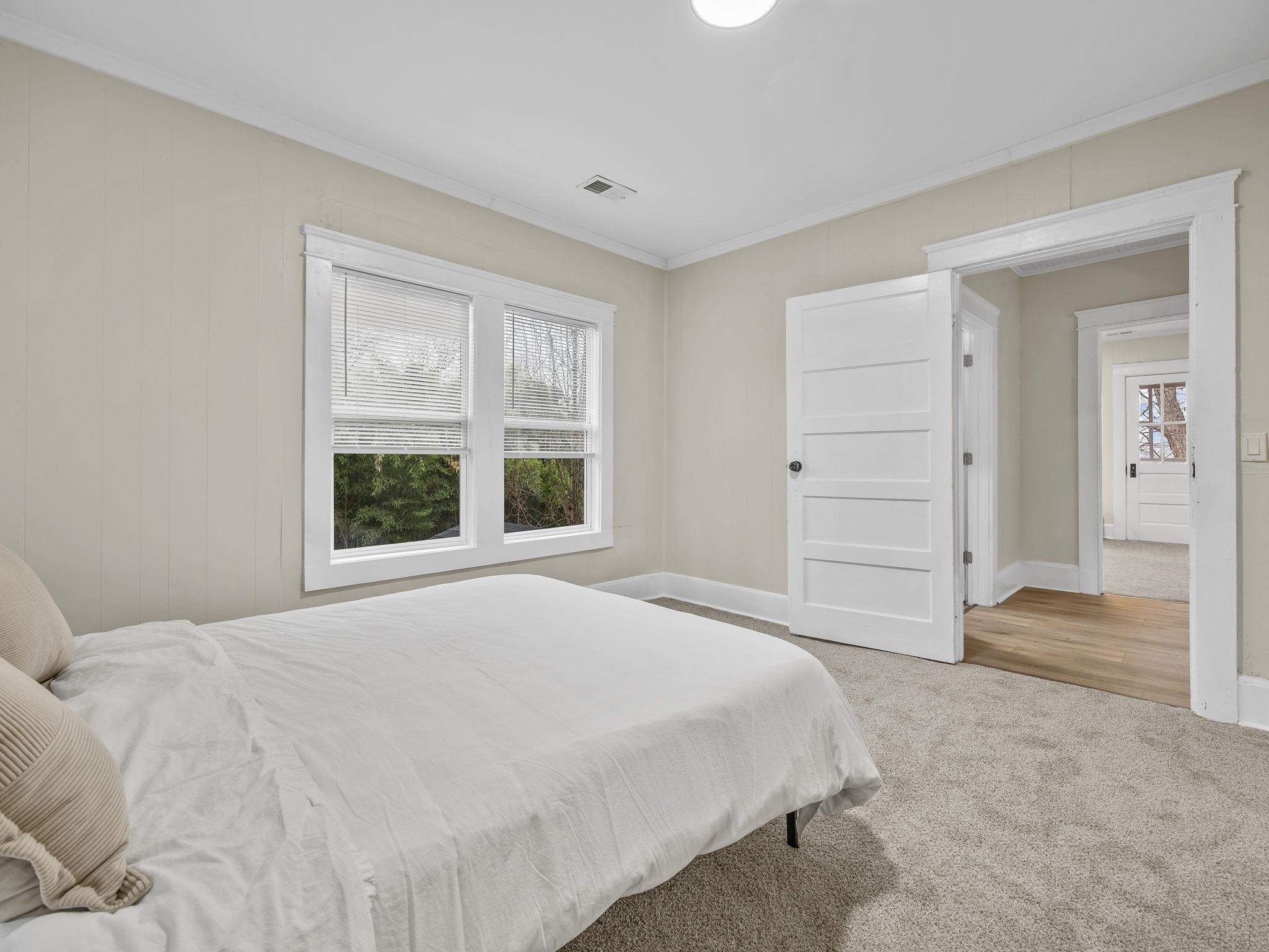 405 S Pinckney St Property Photo 23