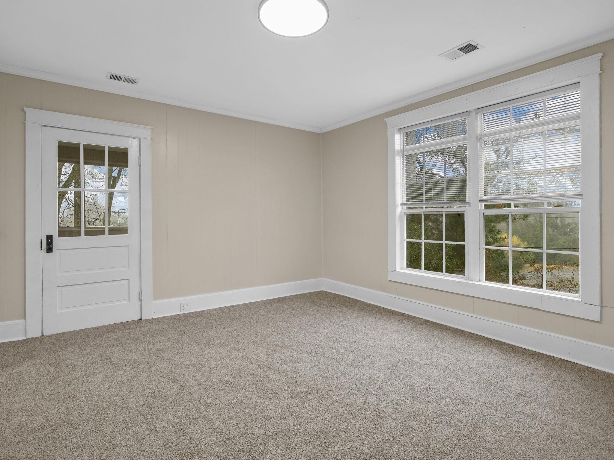 405 S Pinckney St Property Photo 29