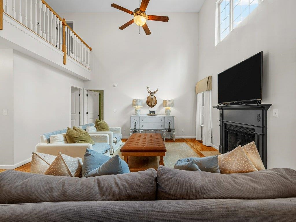 335 Laura Faye Lane Property Photo 8
