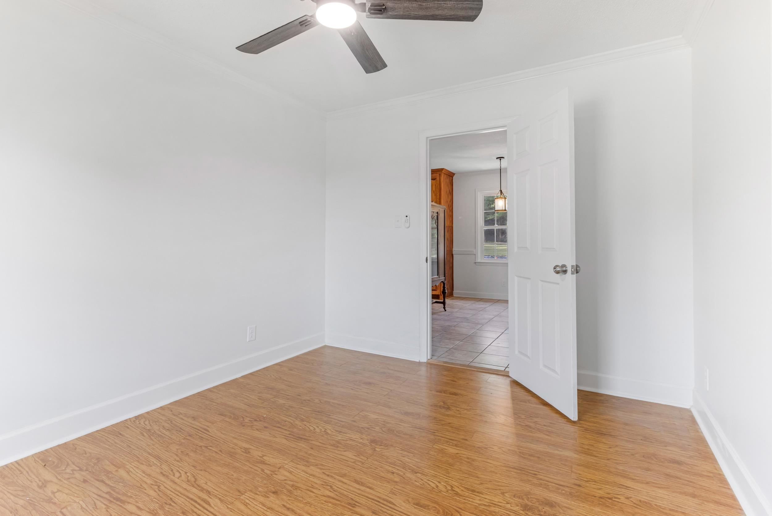 112 Shoally Park Drive Property Photo 9