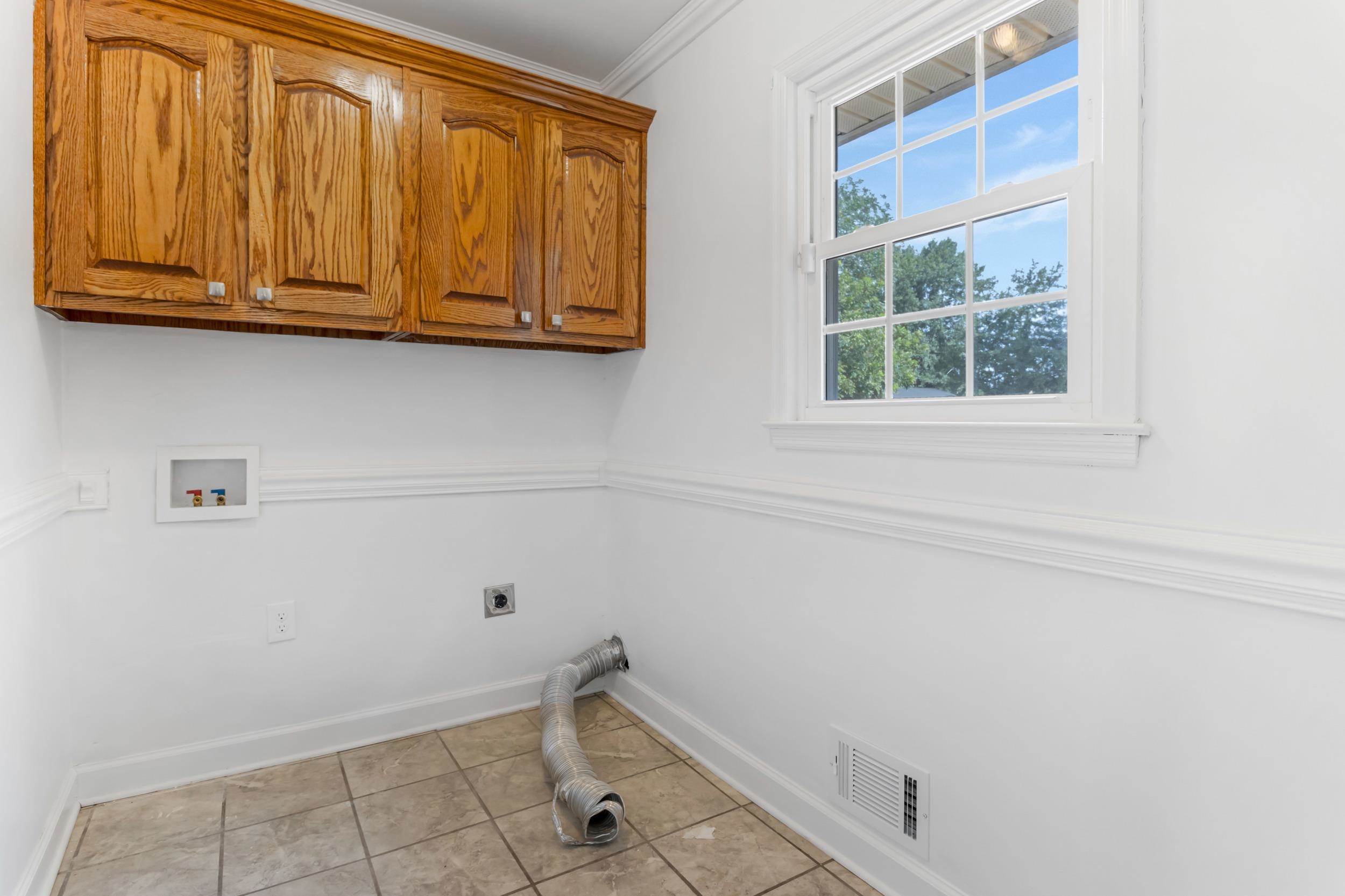 112 Shoally Park Drive Property Photo 25