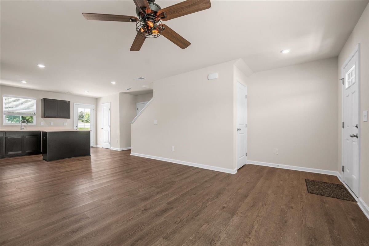 216 Highland Station Drive Property Photo 5
