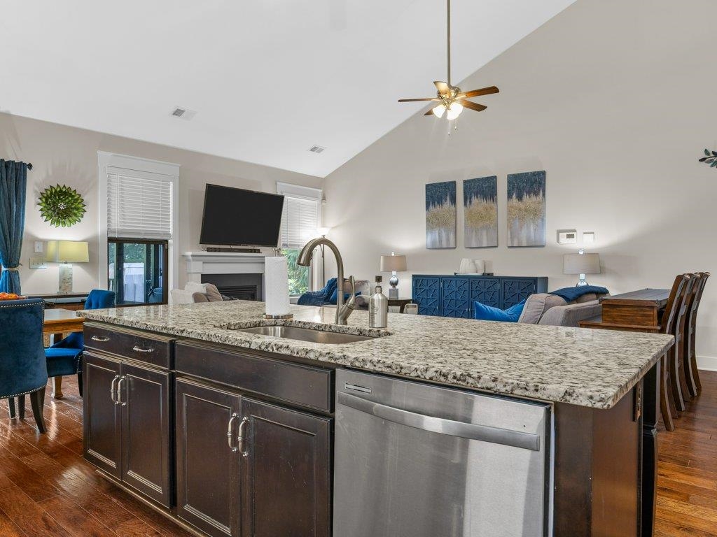 576 Serendipity Ln Property Photo 10