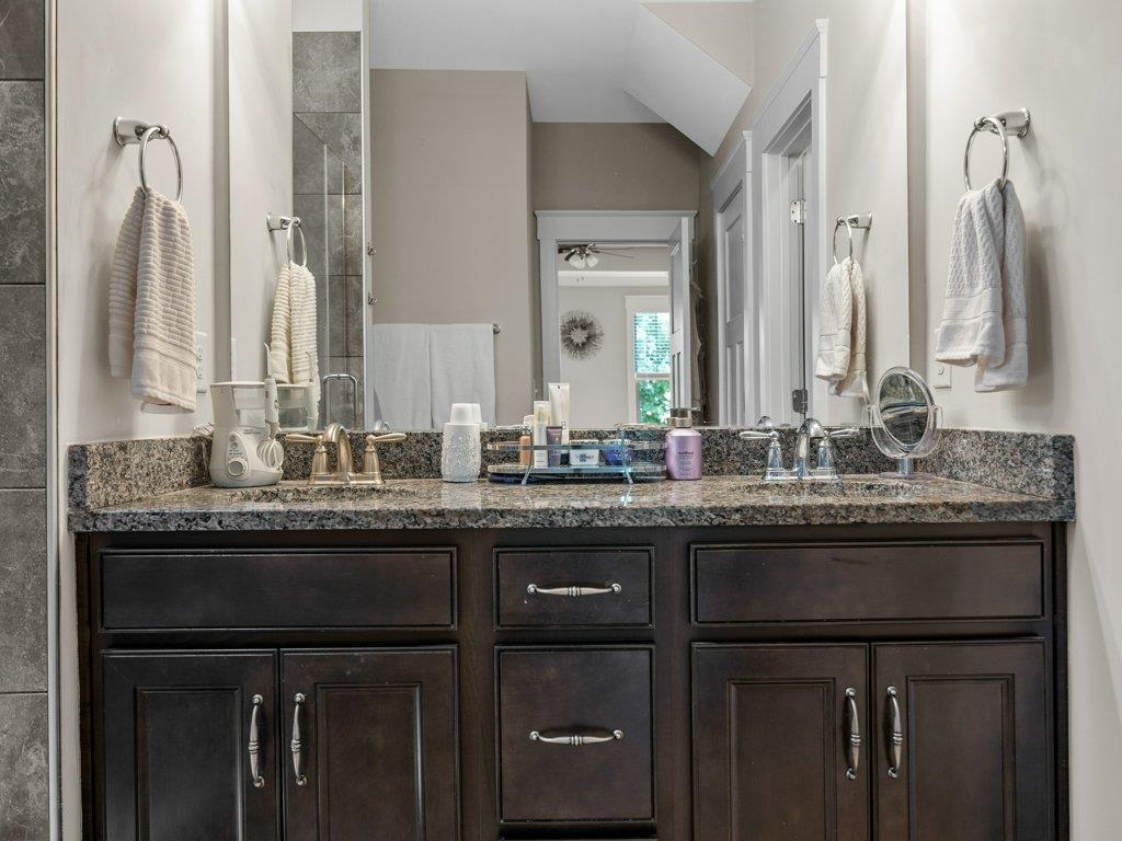 576 Serendipity Ln Property Photo 17