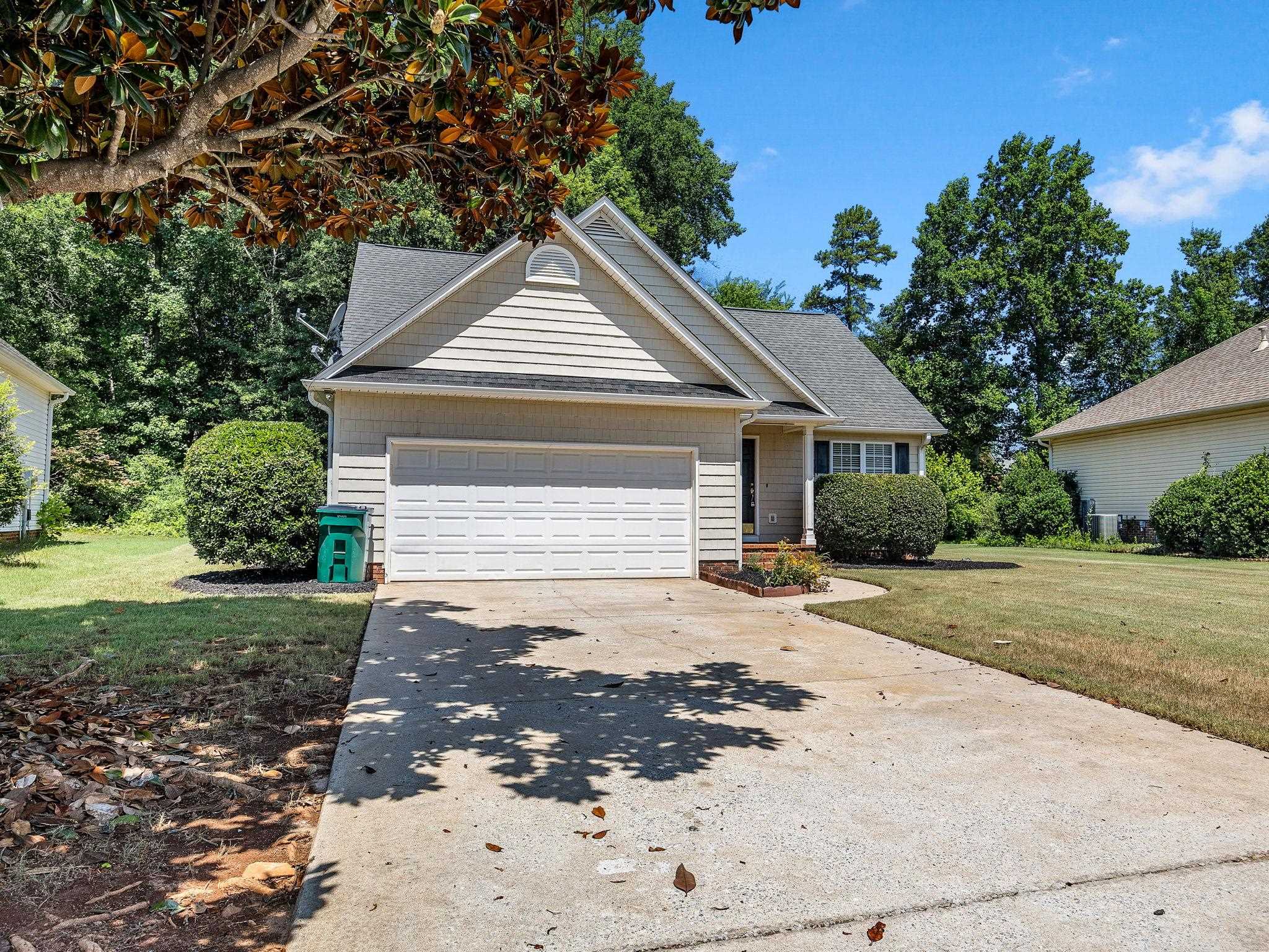 149 Kingsley Park Drive Property Photo 3