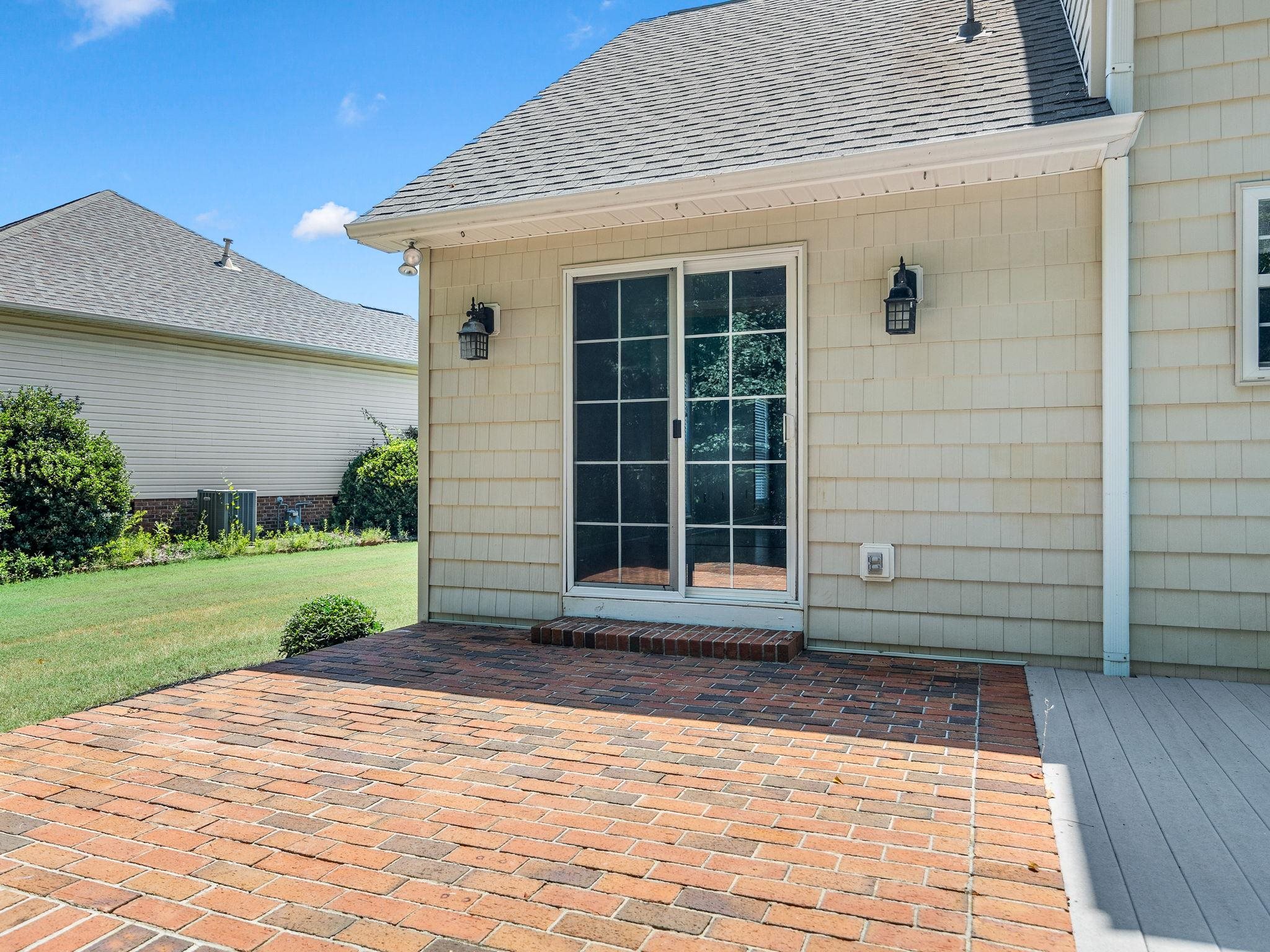 149 Kingsley Park Drive Property Photo 32