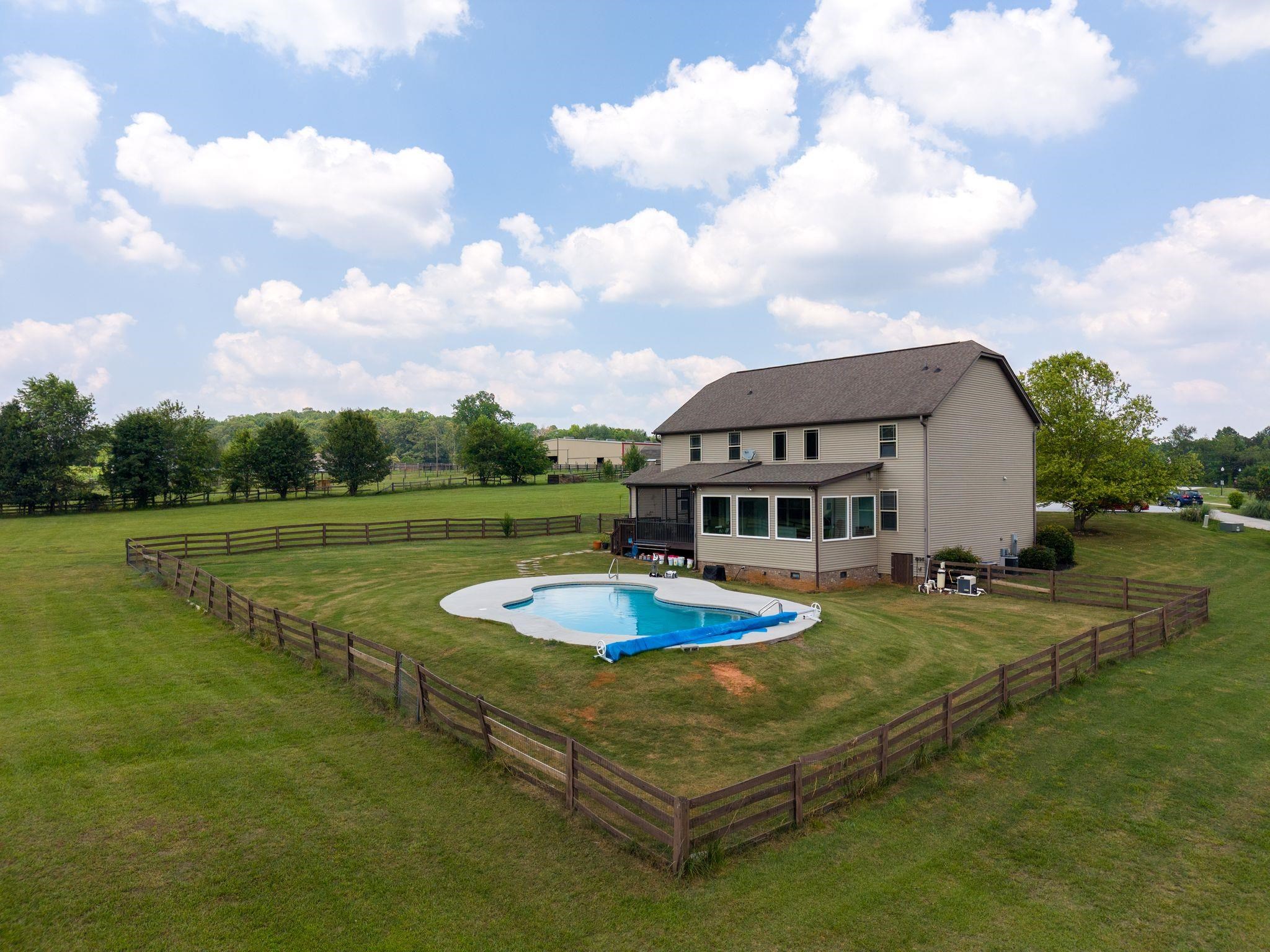 26 Fancy Lane Property Photo 4