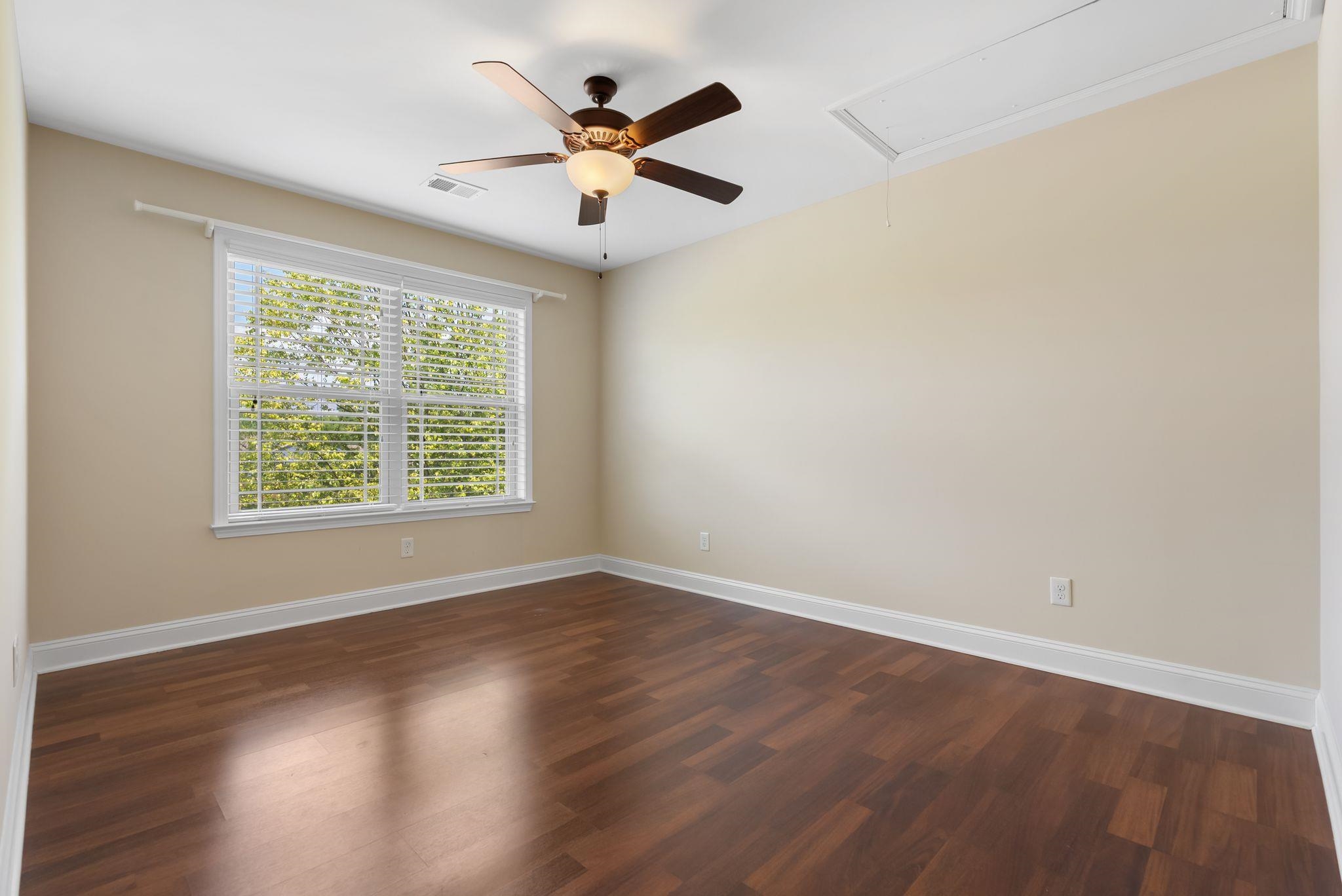 26 Fancy Lane Property Photo 32