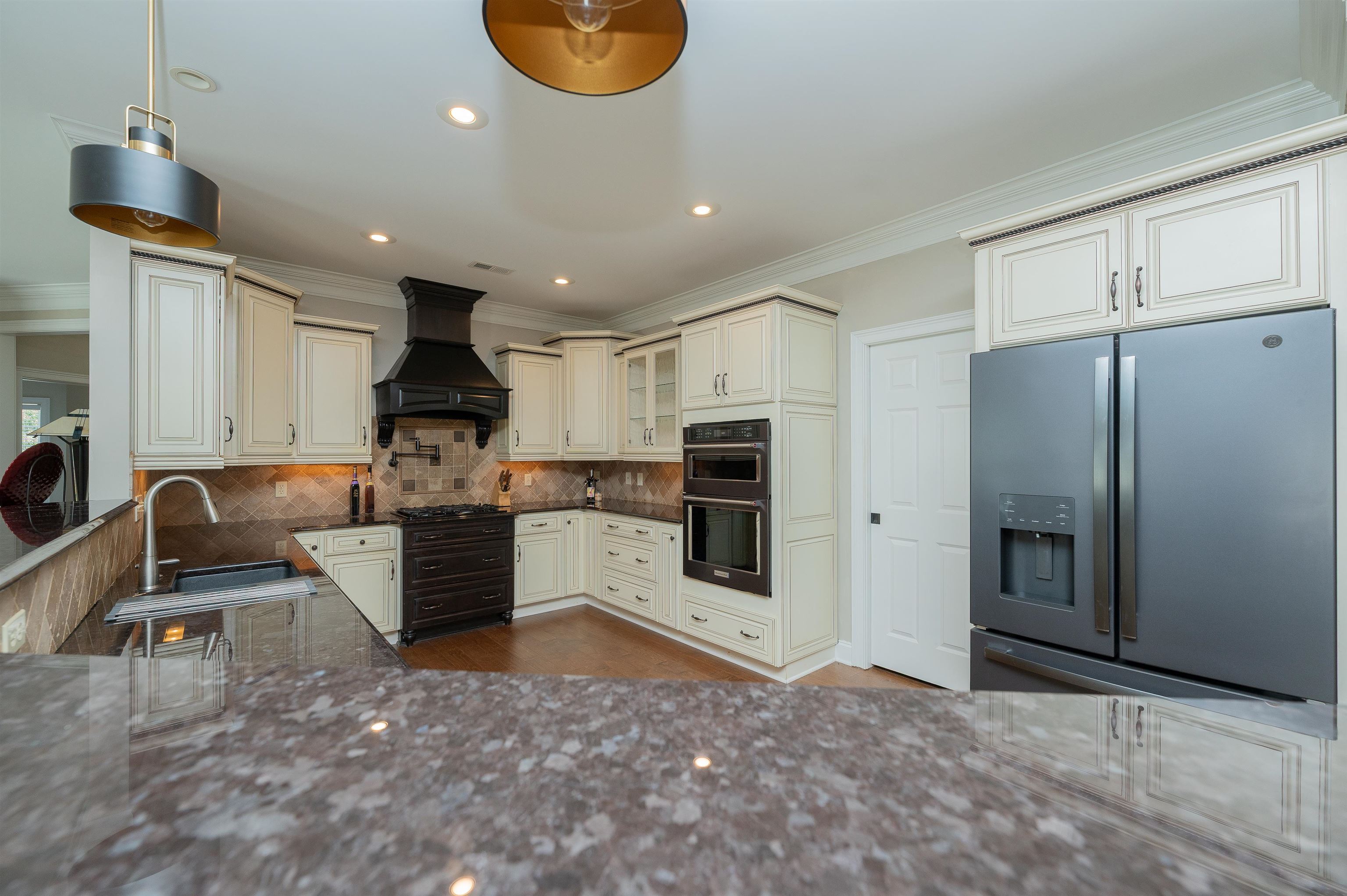 1 Laurel Grove Drive Property Photo 12