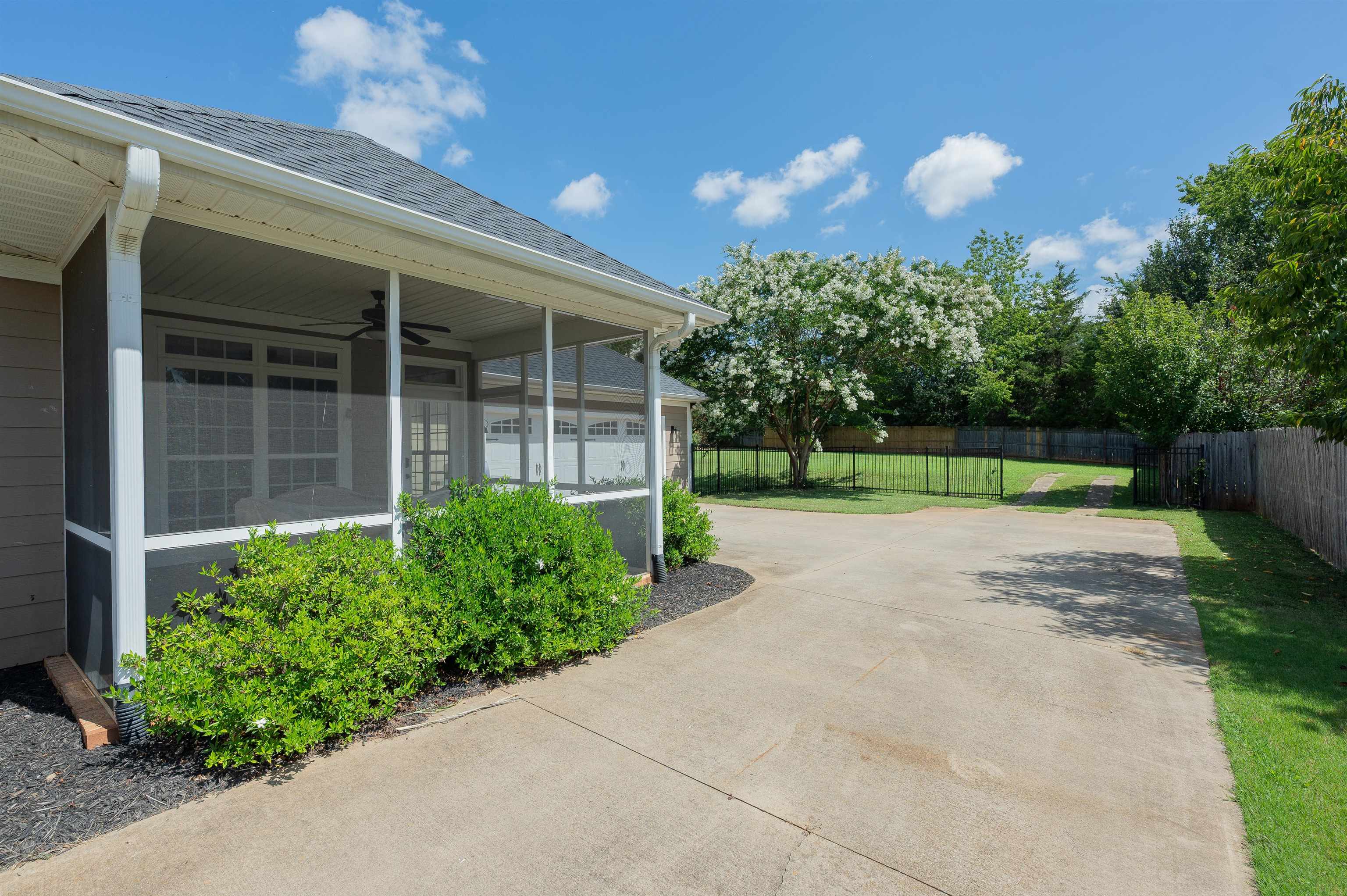 1 Laurel Grove Drive Property Photo 32