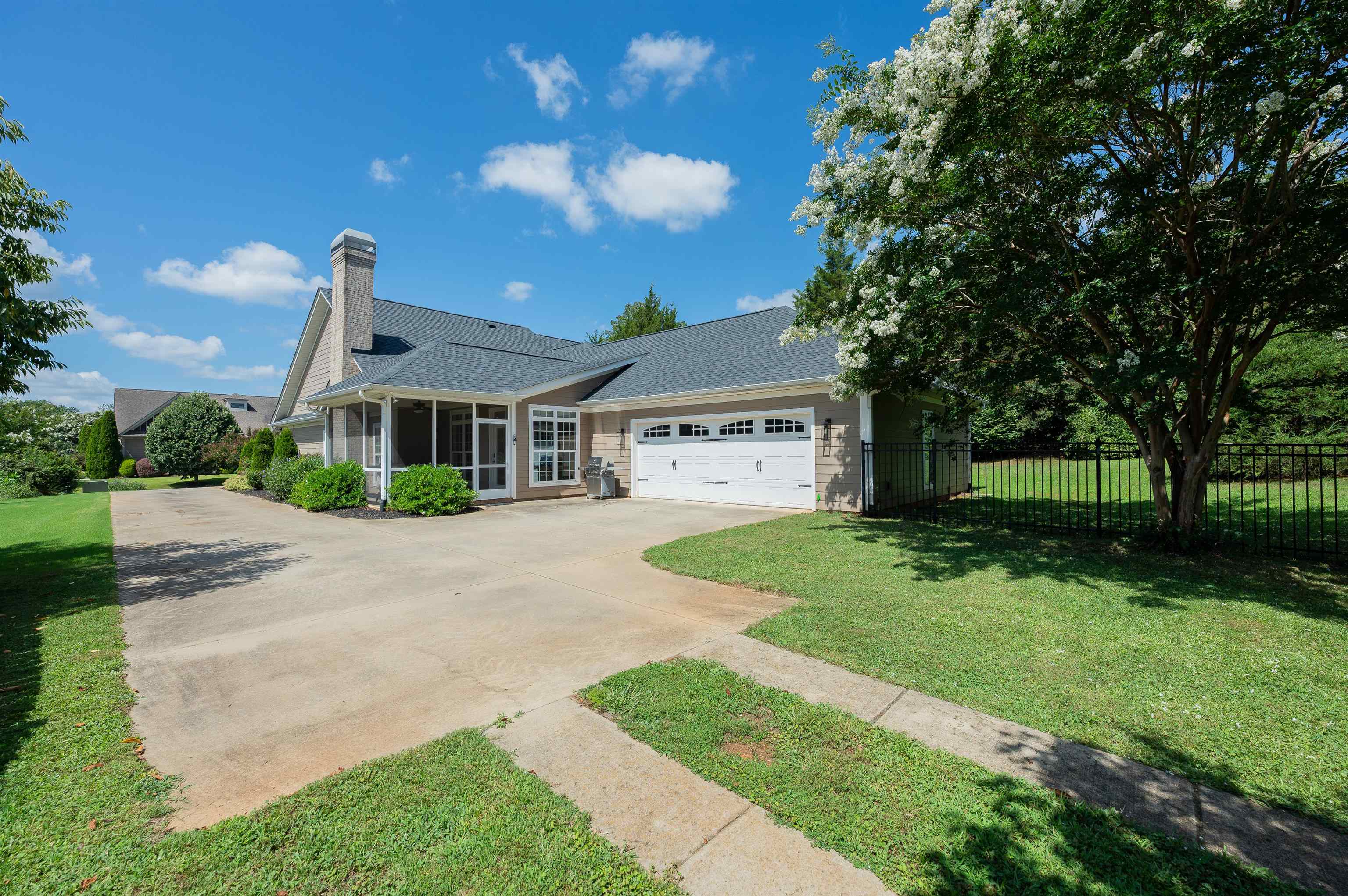 1 Laurel Grove Drive Property Photo 33