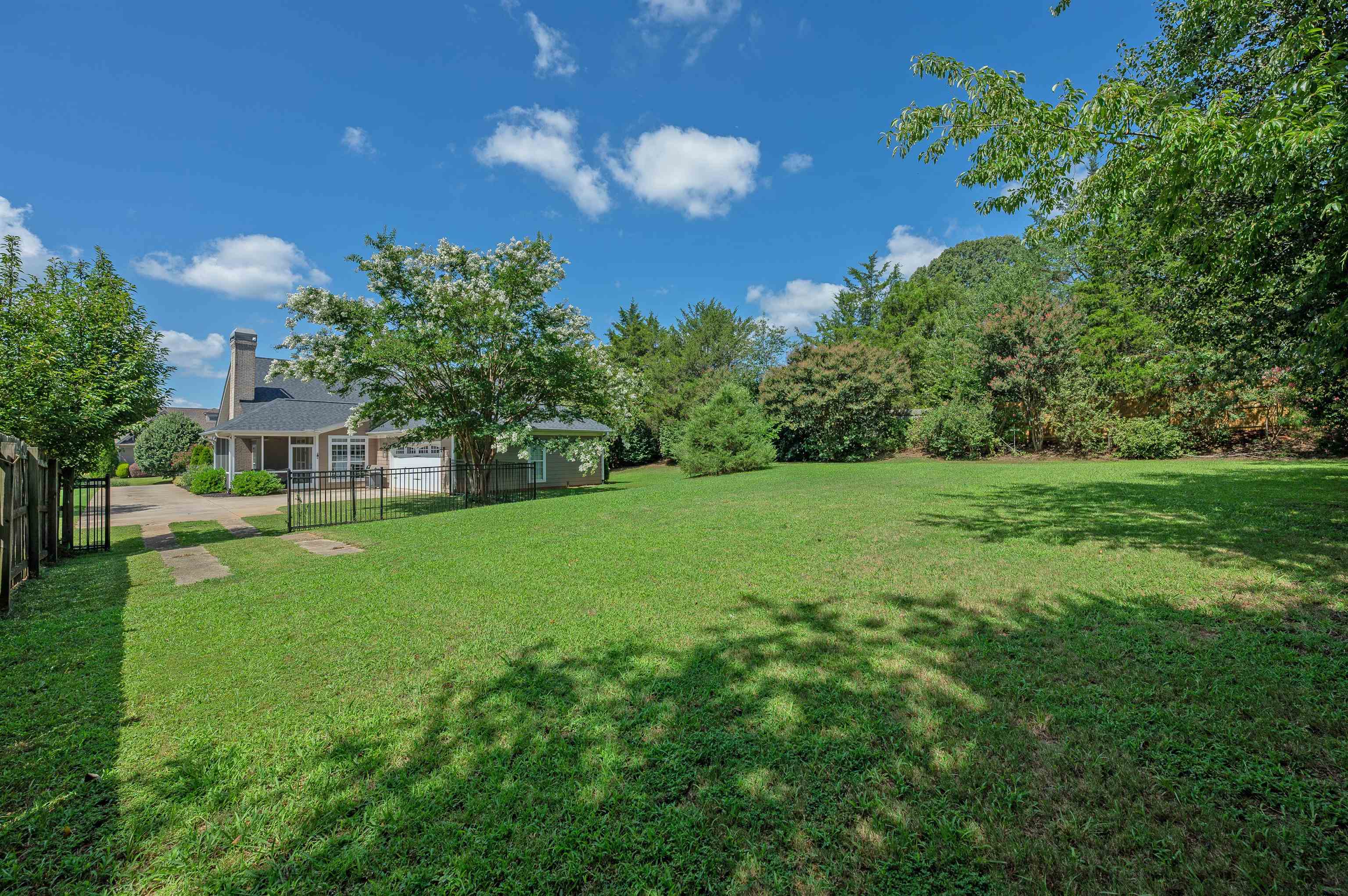 1 Laurel Grove Drive Property Photo 34