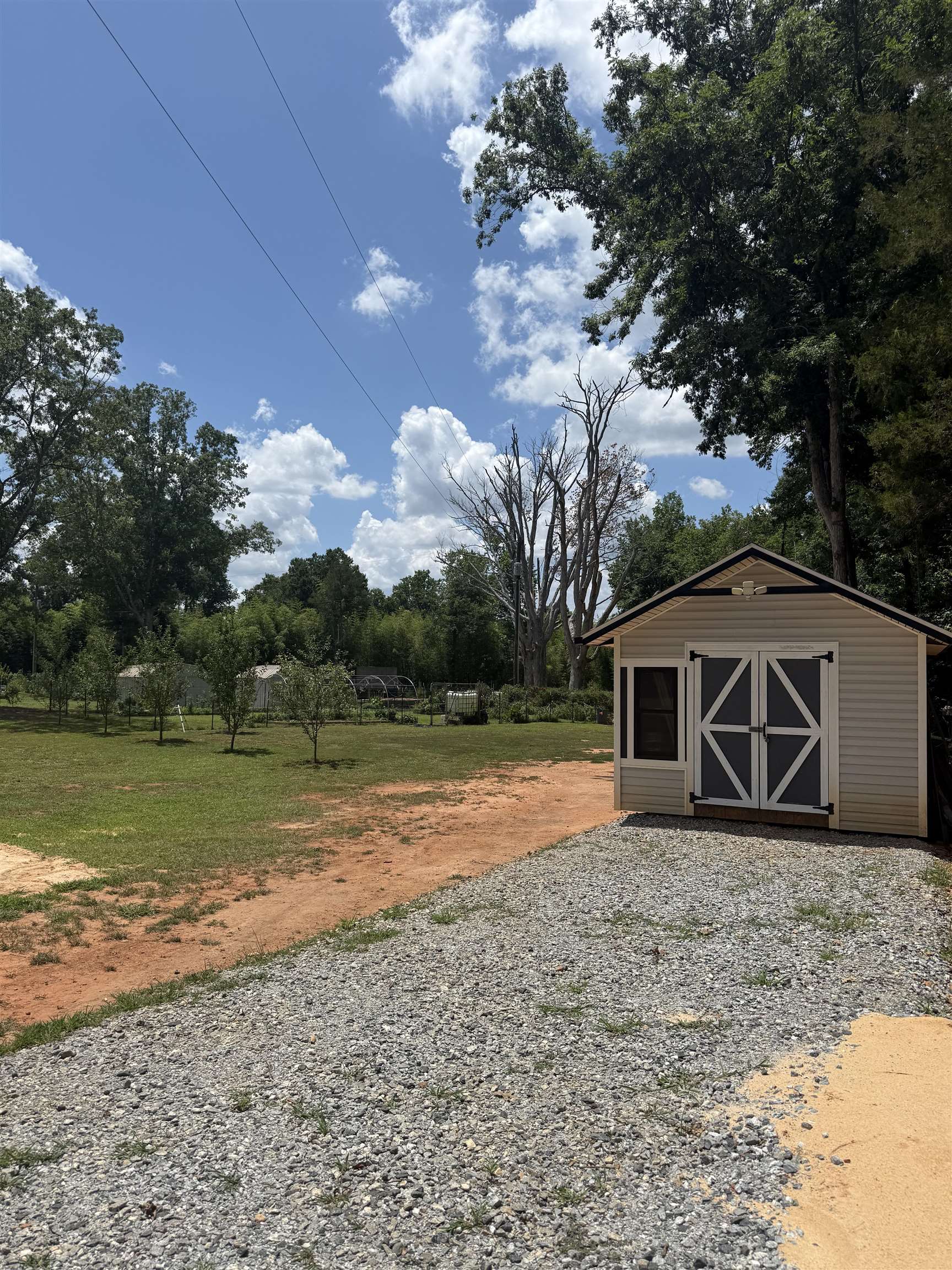 309 Henderson Rd Property Photo 19
