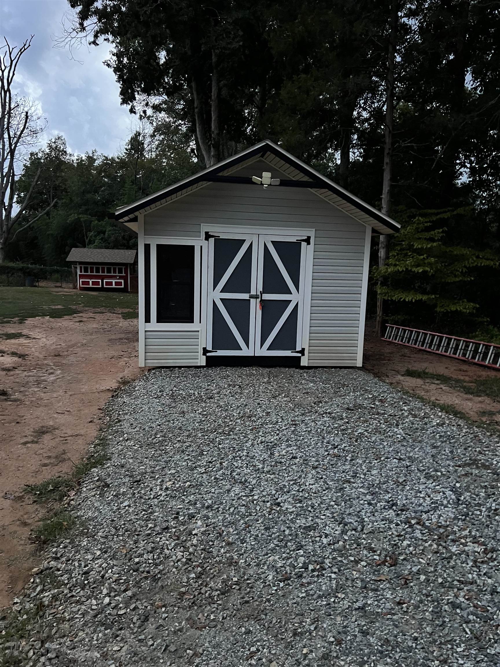 309 Henderson Rd Property Photo 20
