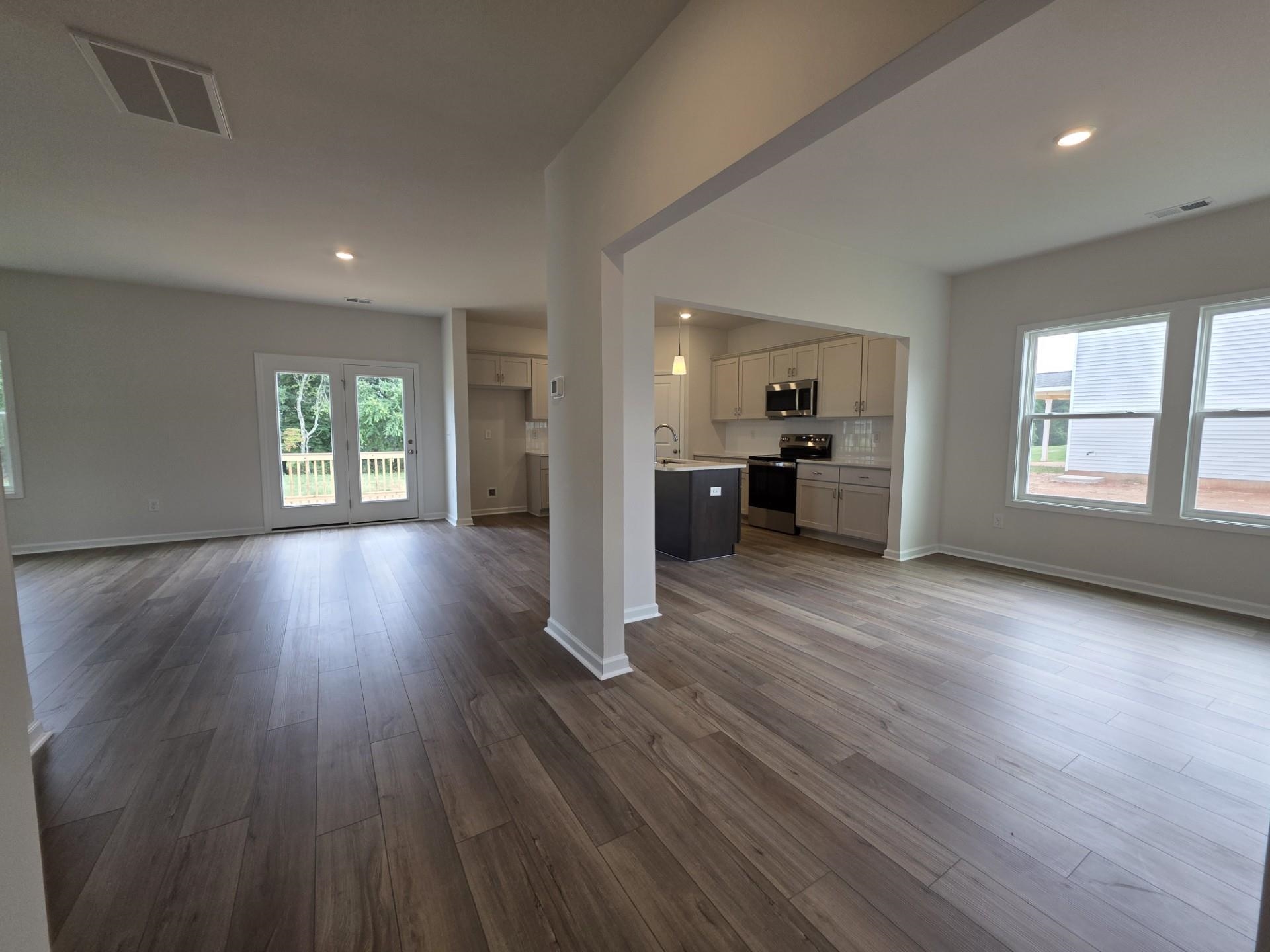 443 Dodger Avenue Property Photo 6