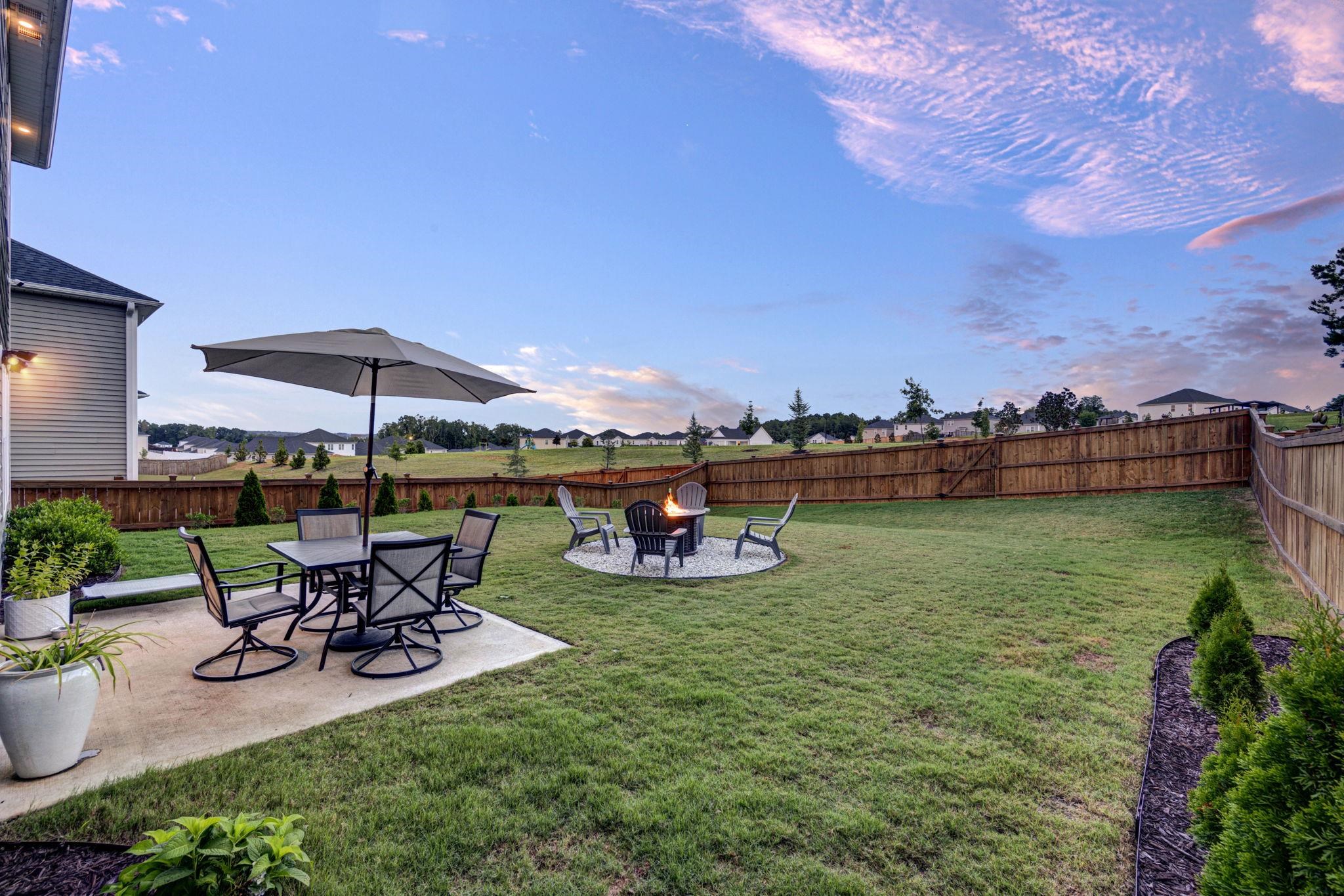 532 Summit View Property Photo 41