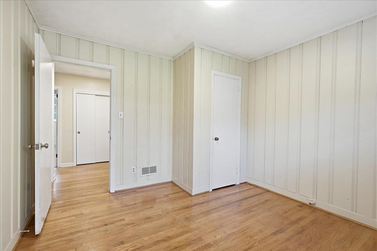650 Springhill Avenue Property Photo 18