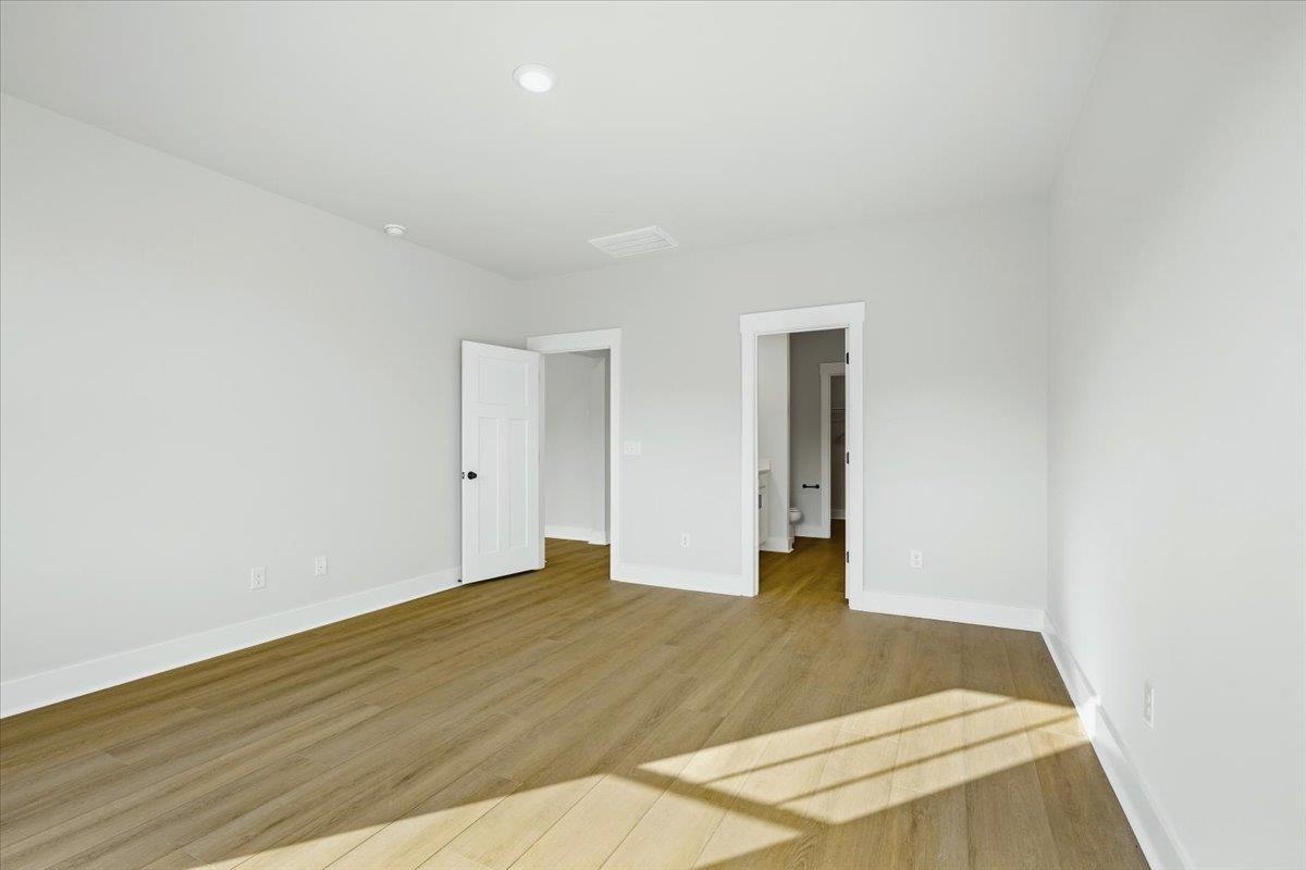 551 Winstone Trail Property Photo 11