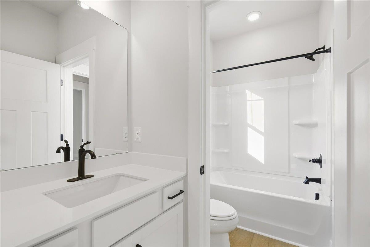 551 Winstone Trail Property Photo 21