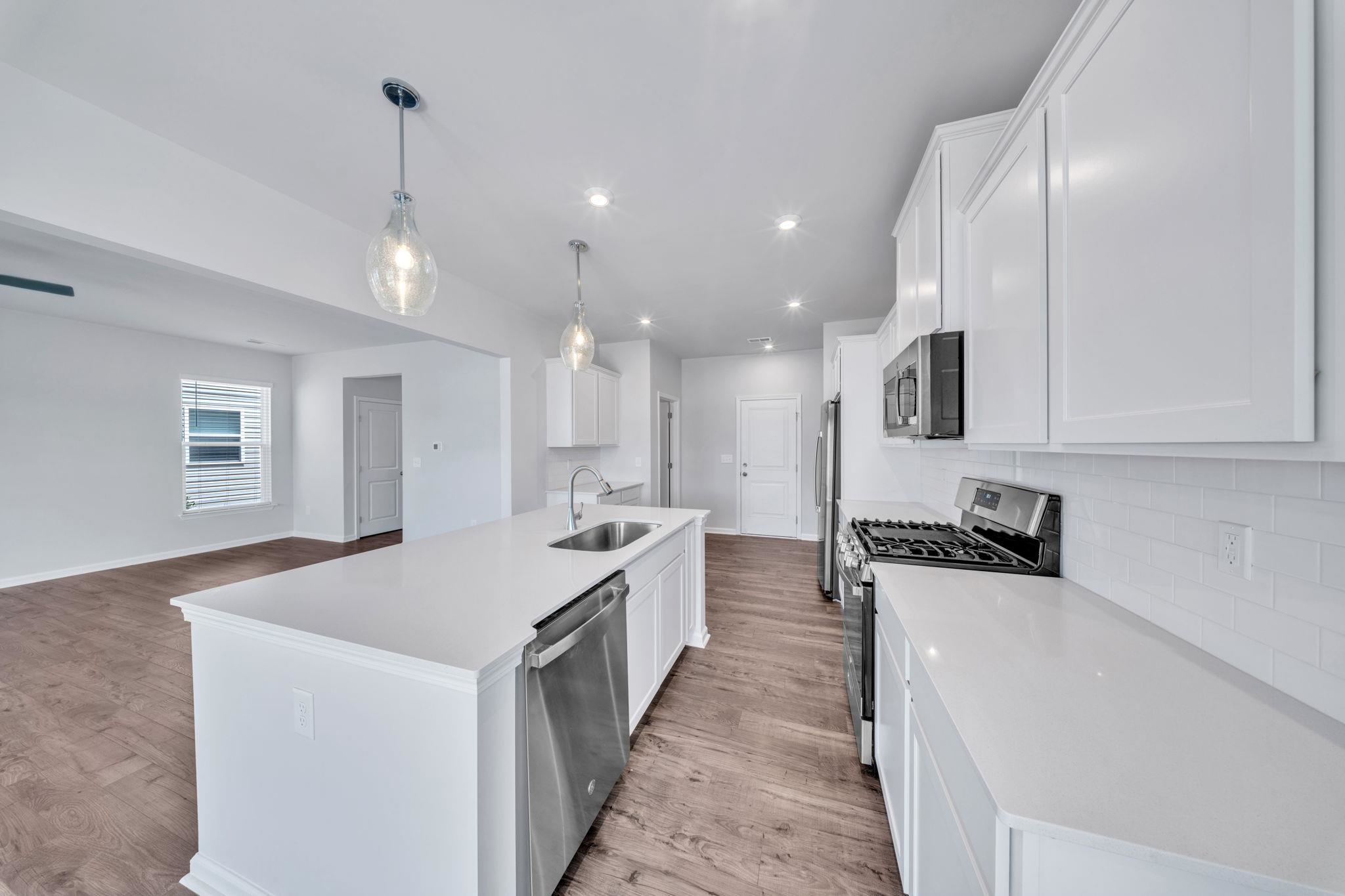 142 Gervais Circle Property Photo 8