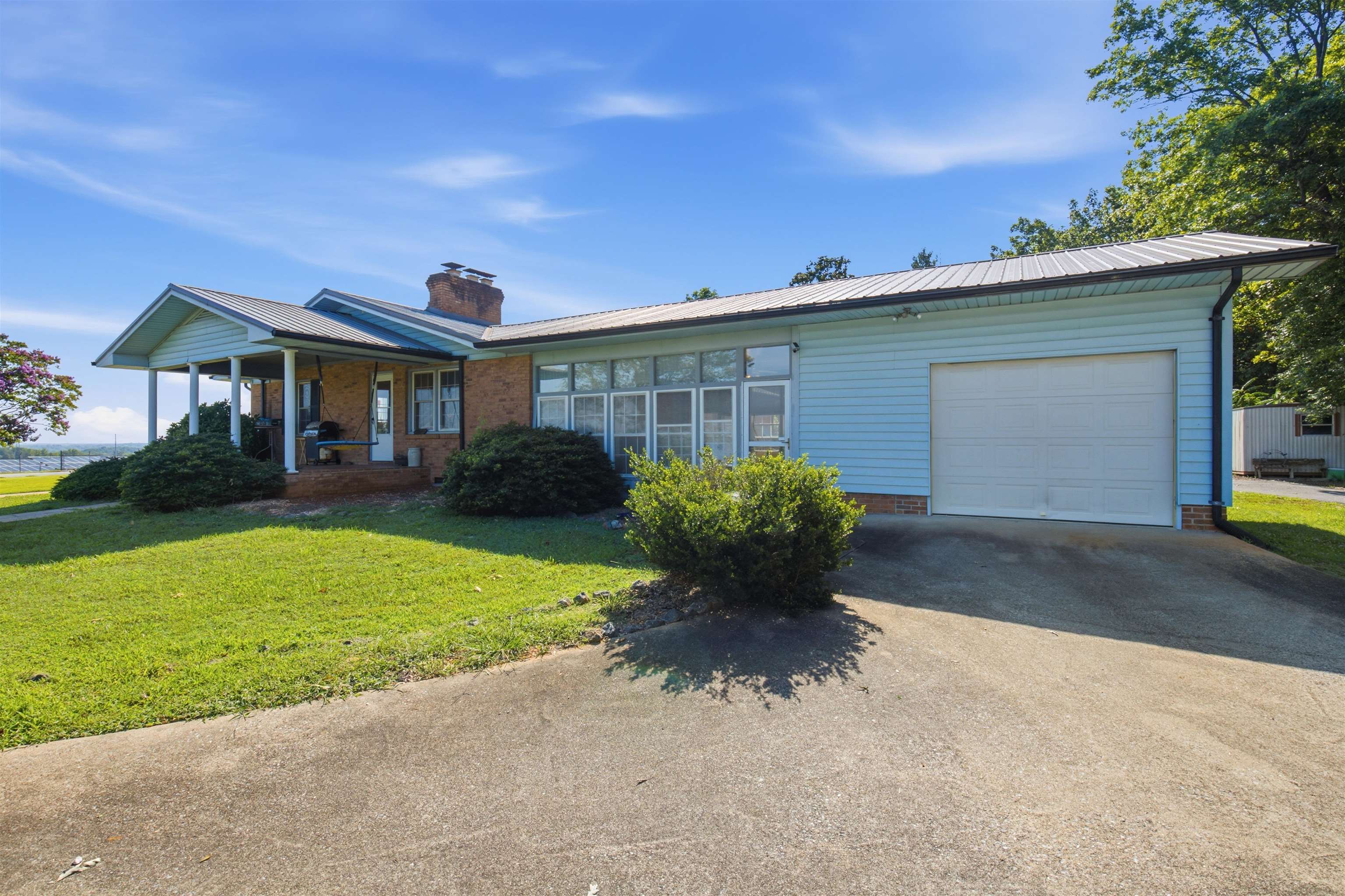 828 Ferry Road Property Photo 14