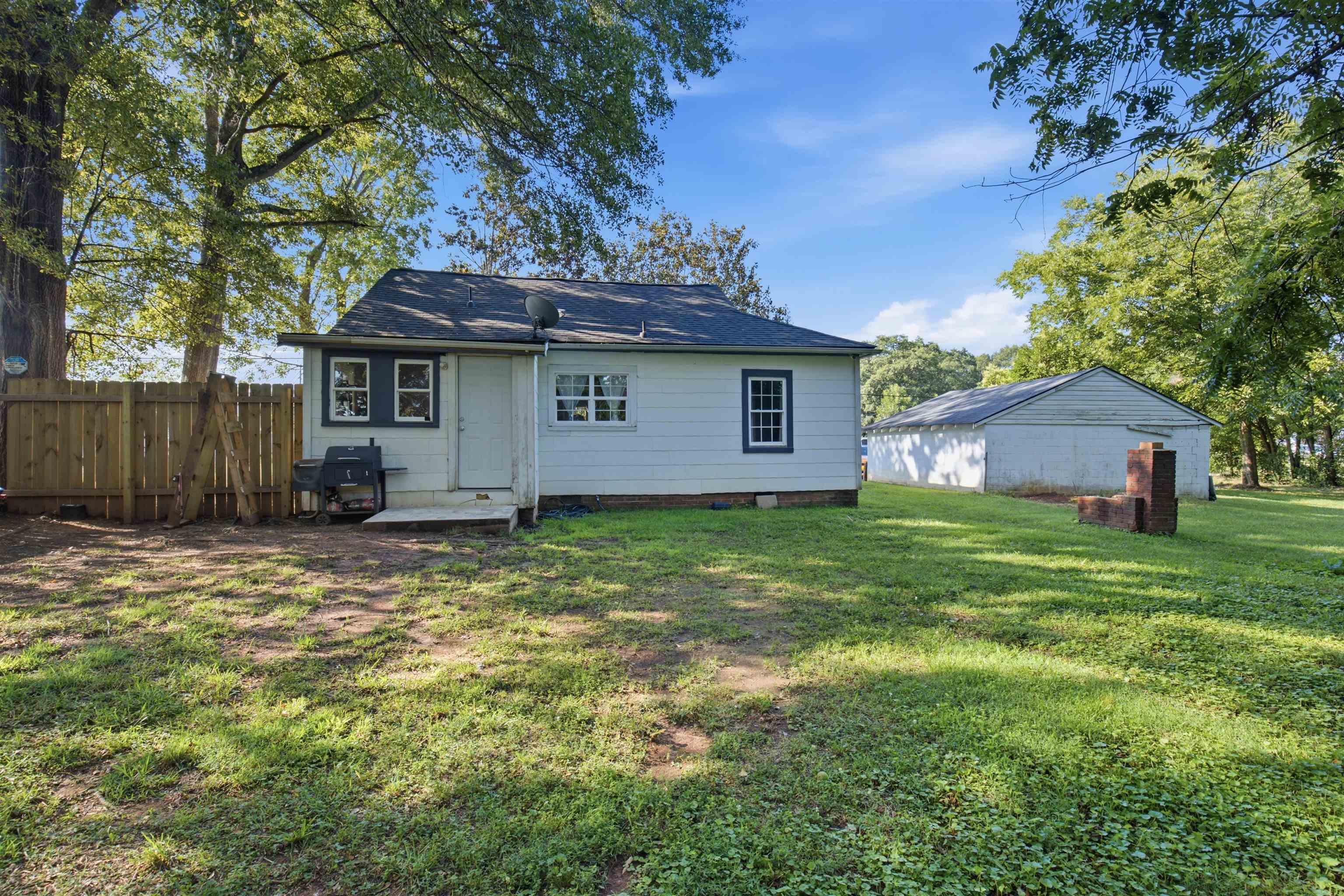 126 Phillips Drive Property Photo 14