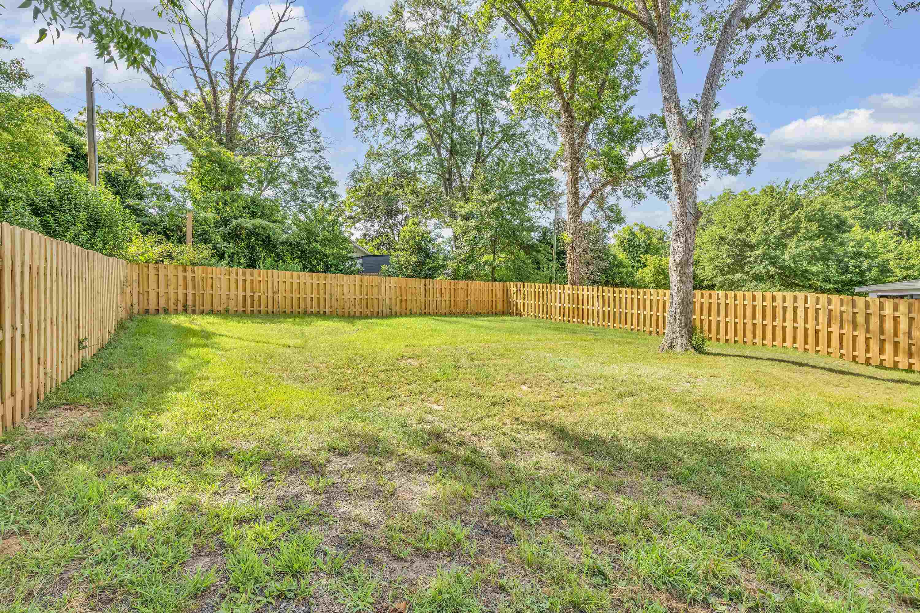 351 Winsmith Avenue Property Photo 32
