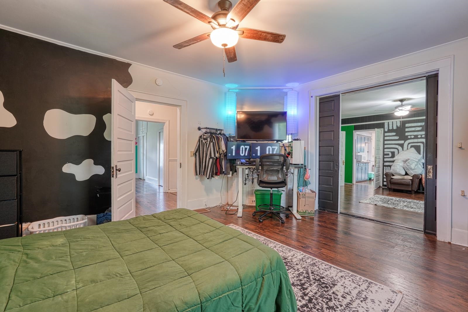 803 Saxon Avenue Property Photo 10