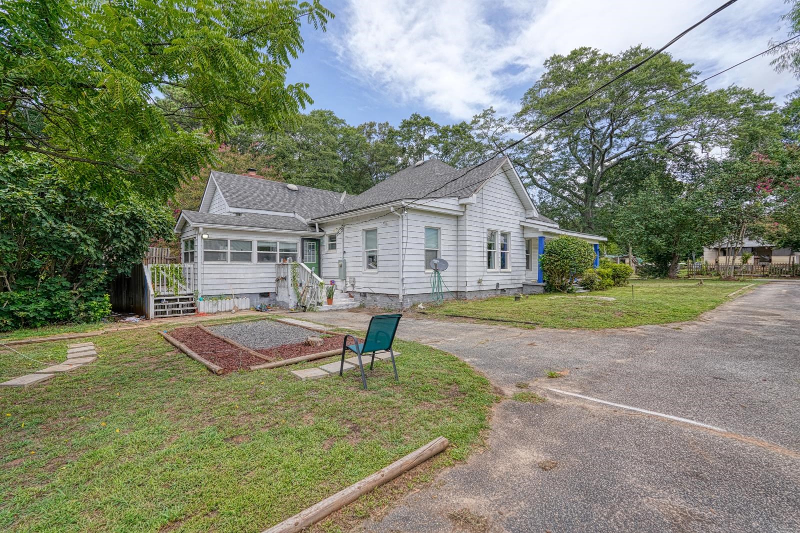 803 Saxon Avenue Property Photo 17