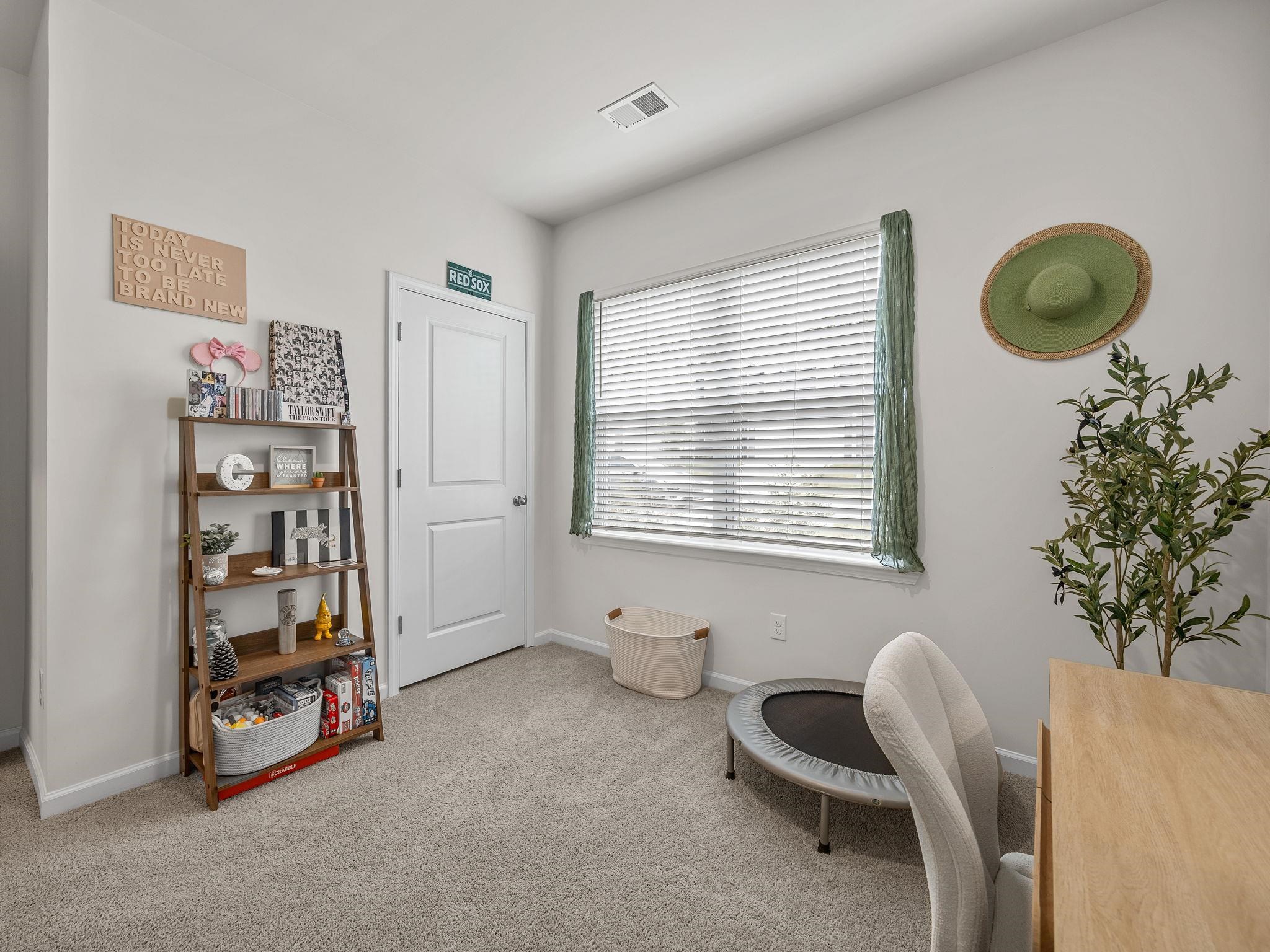 1036 Staghorn Avenue Property Photo 25