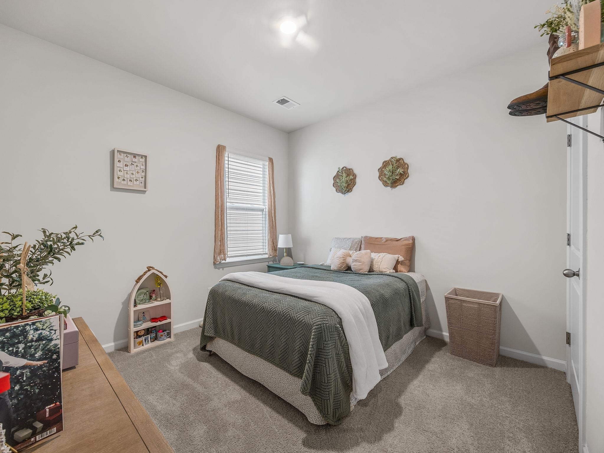 1036 Staghorn Avenue Property Photo 27