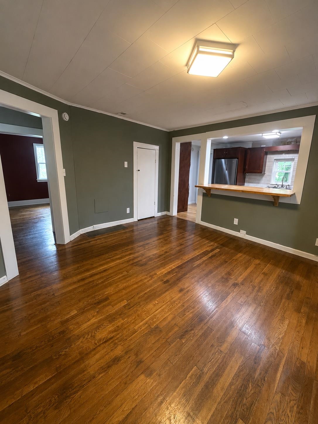115 1st Street Property Photo 3