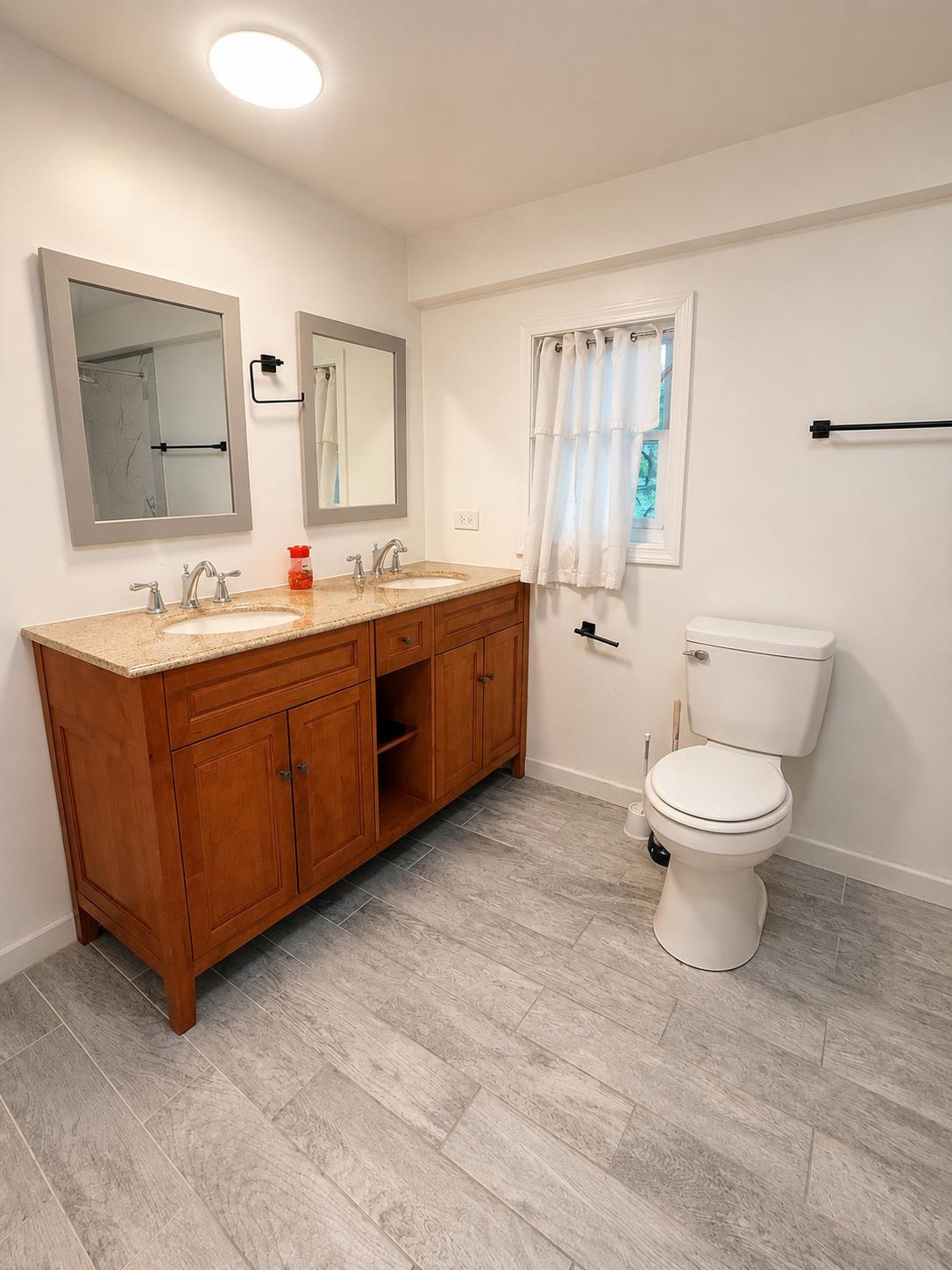 115 1st Street Property Photo 9