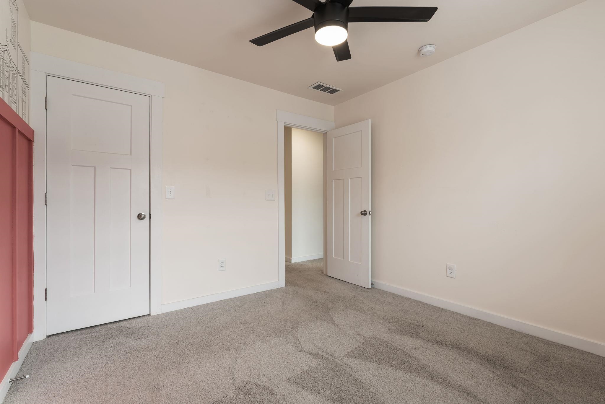 100 Grey Oak Trail Property Photo 17