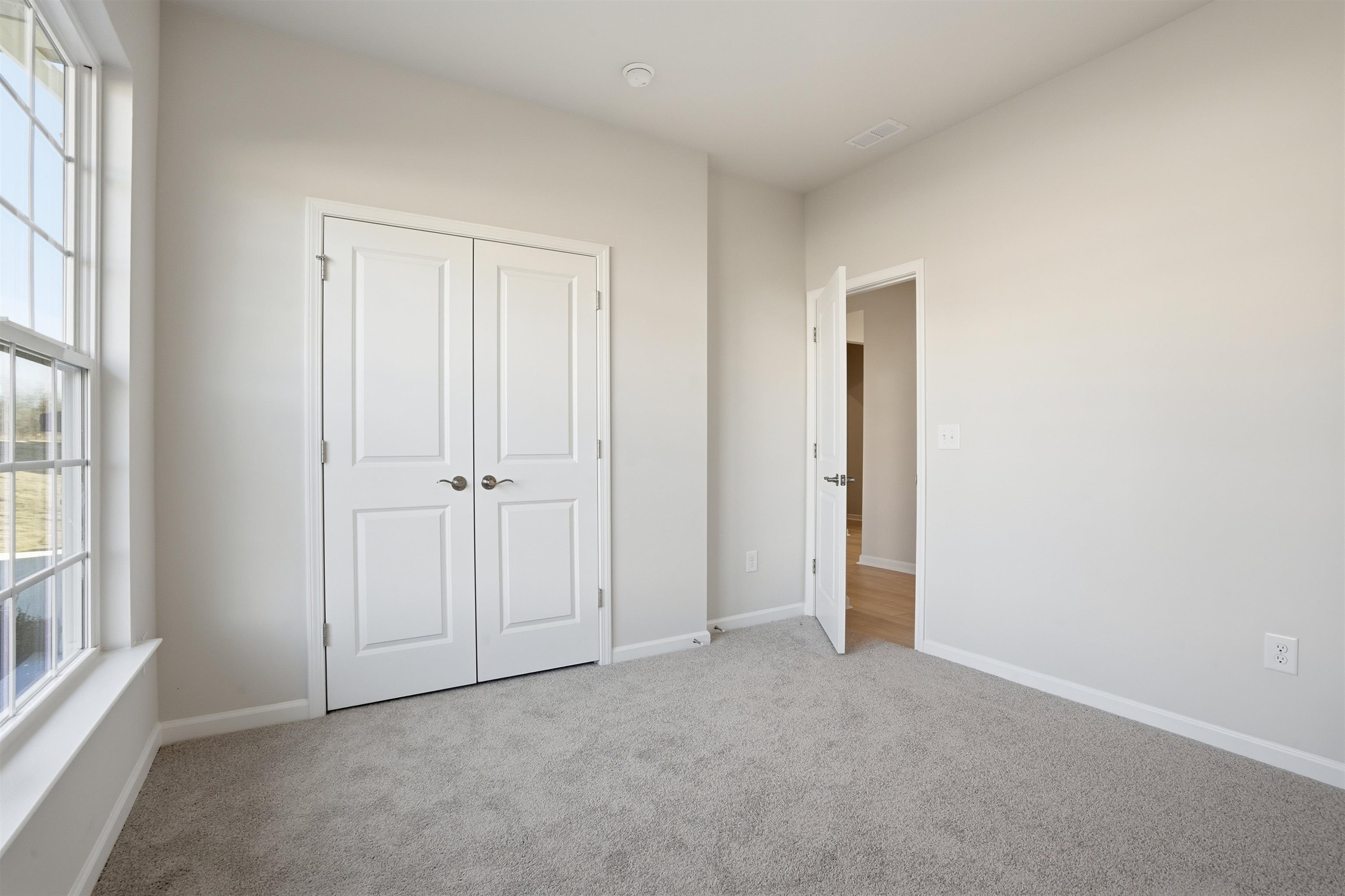 425 Adhurst Drive Property Photo 8
