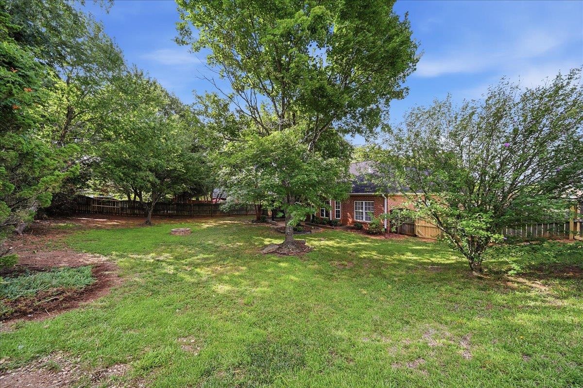 529 Fox Hurst Court Property Photo 2