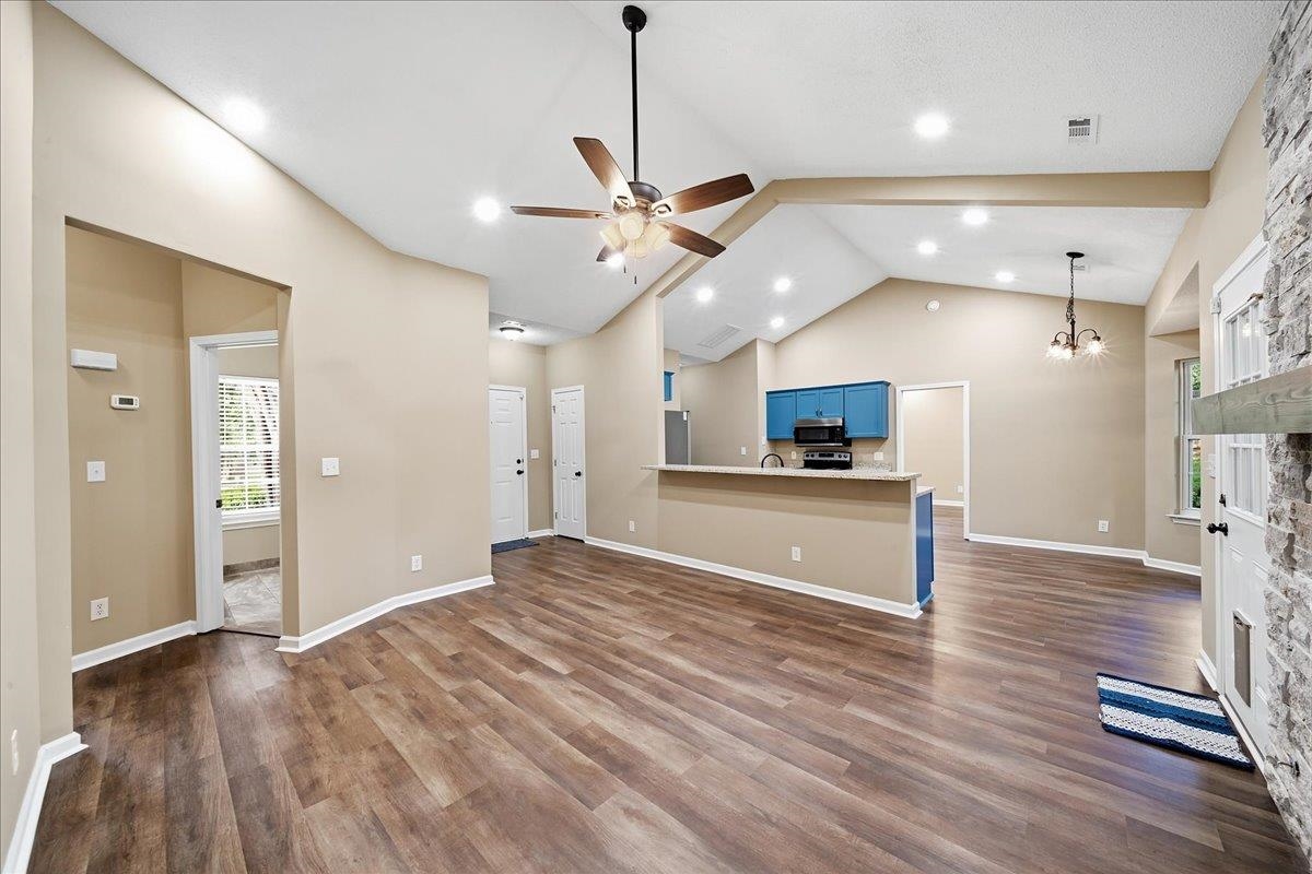 529 Fox Hurst Court Property Photo 14