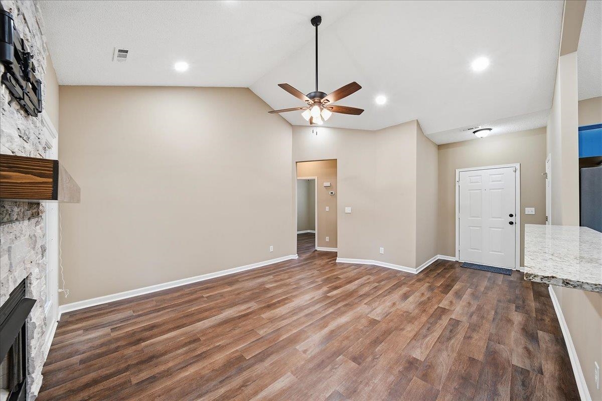 529 Fox Hurst Court Property Photo 15