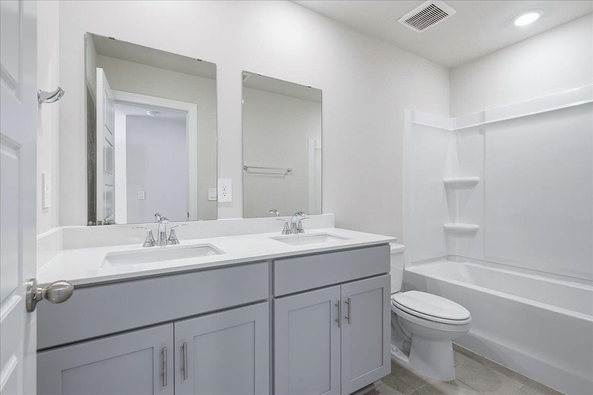 1021 Southwell Drive Property Photo 20
