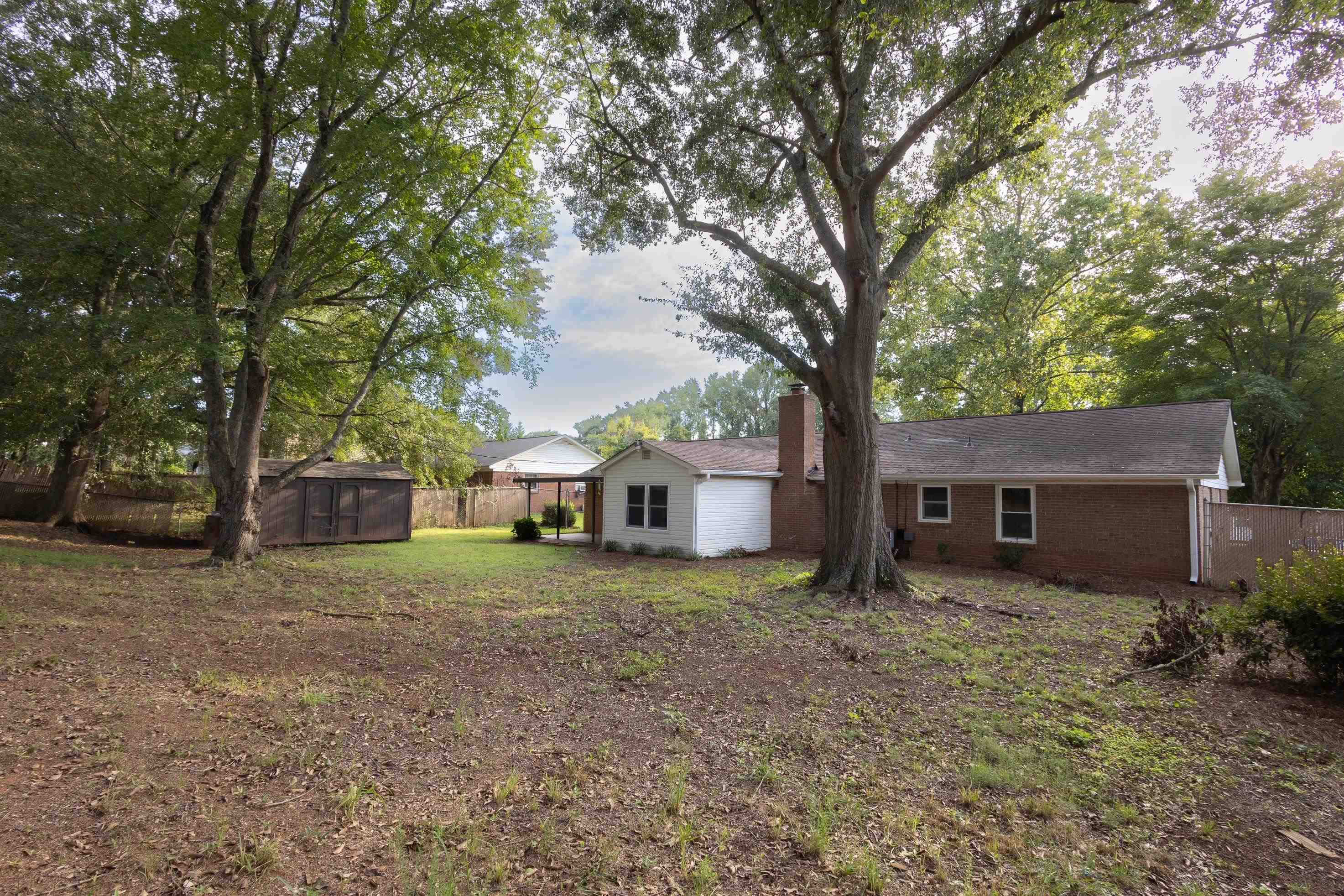 220 River Forest Drive Property Photo 18