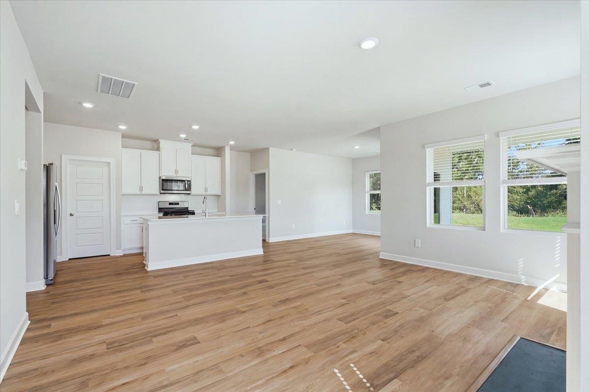 1025 Southwell Drive Property Photo 13