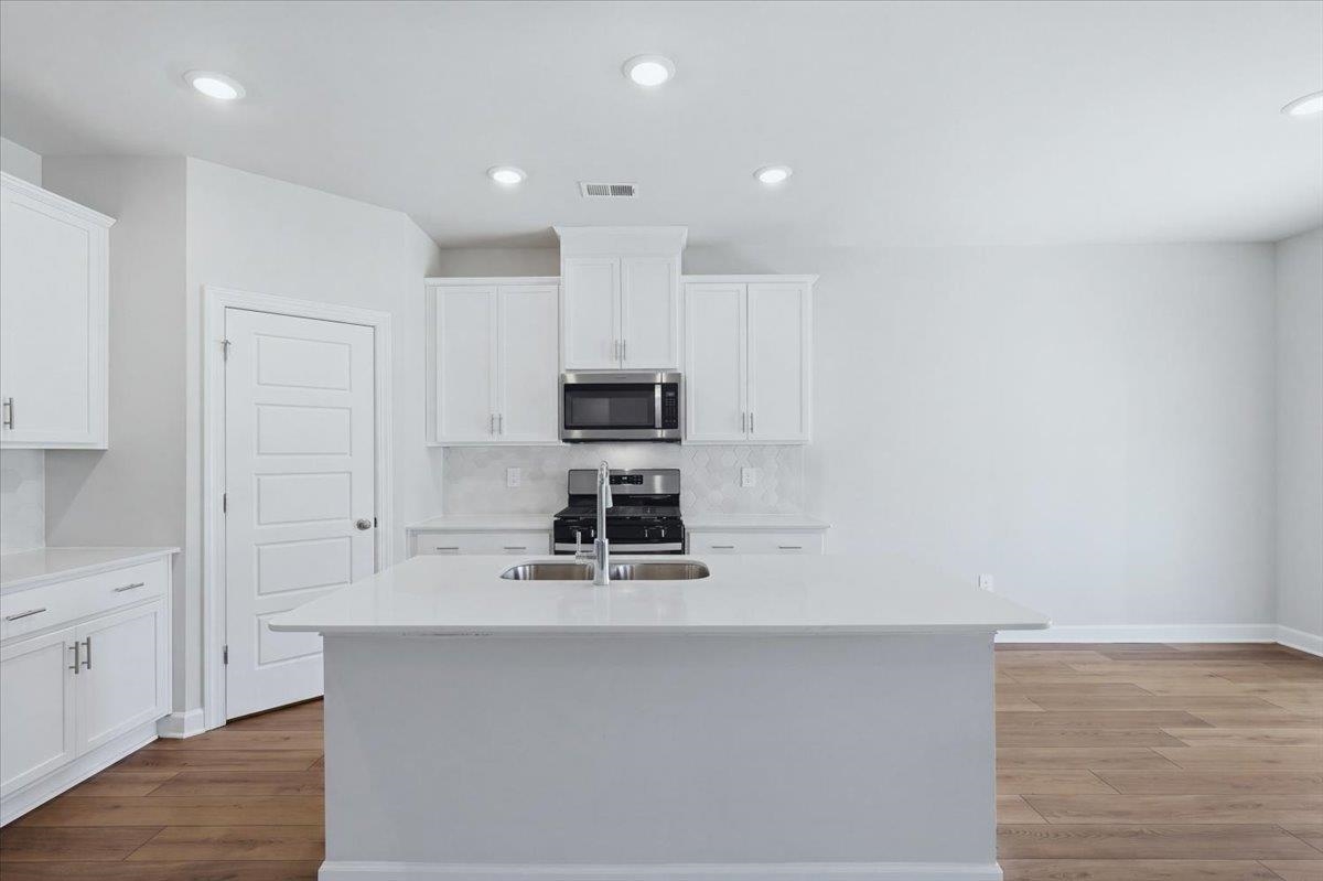 1022 Southwell Drive Property Photo 8