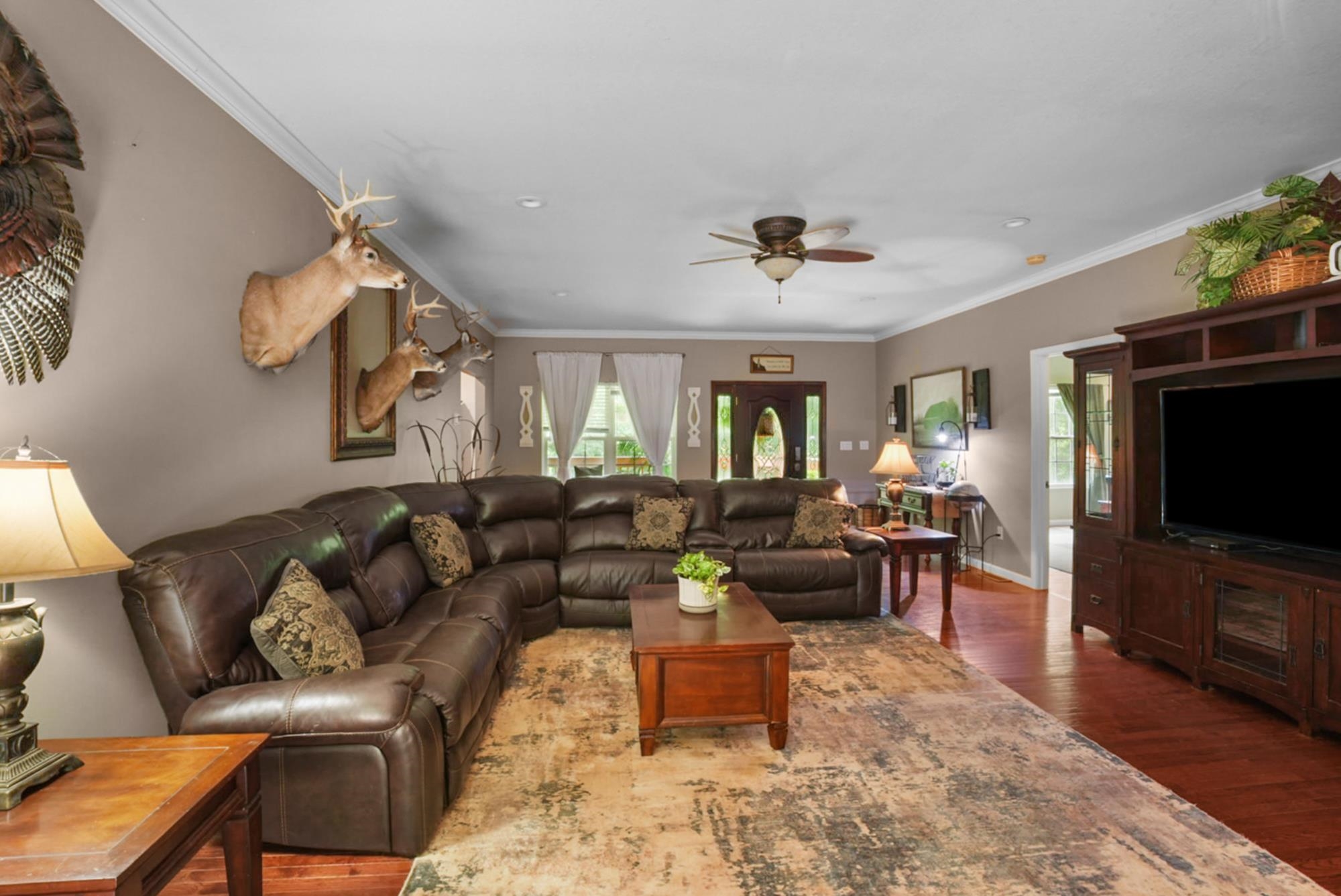 90 King Road Property Photo 6