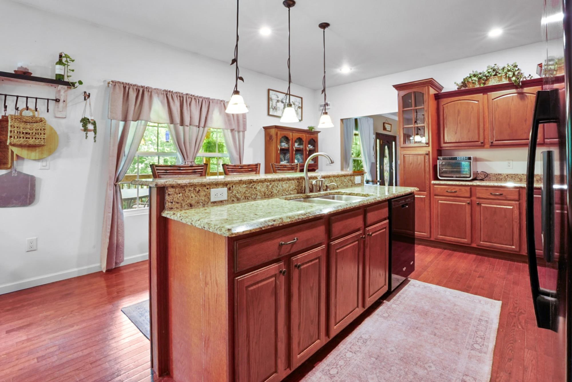 90 King Road Property Photo 12