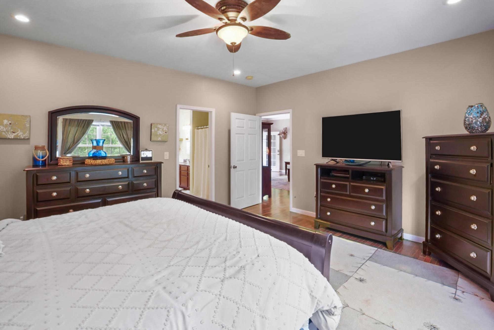 90 King Road Property Photo 22
