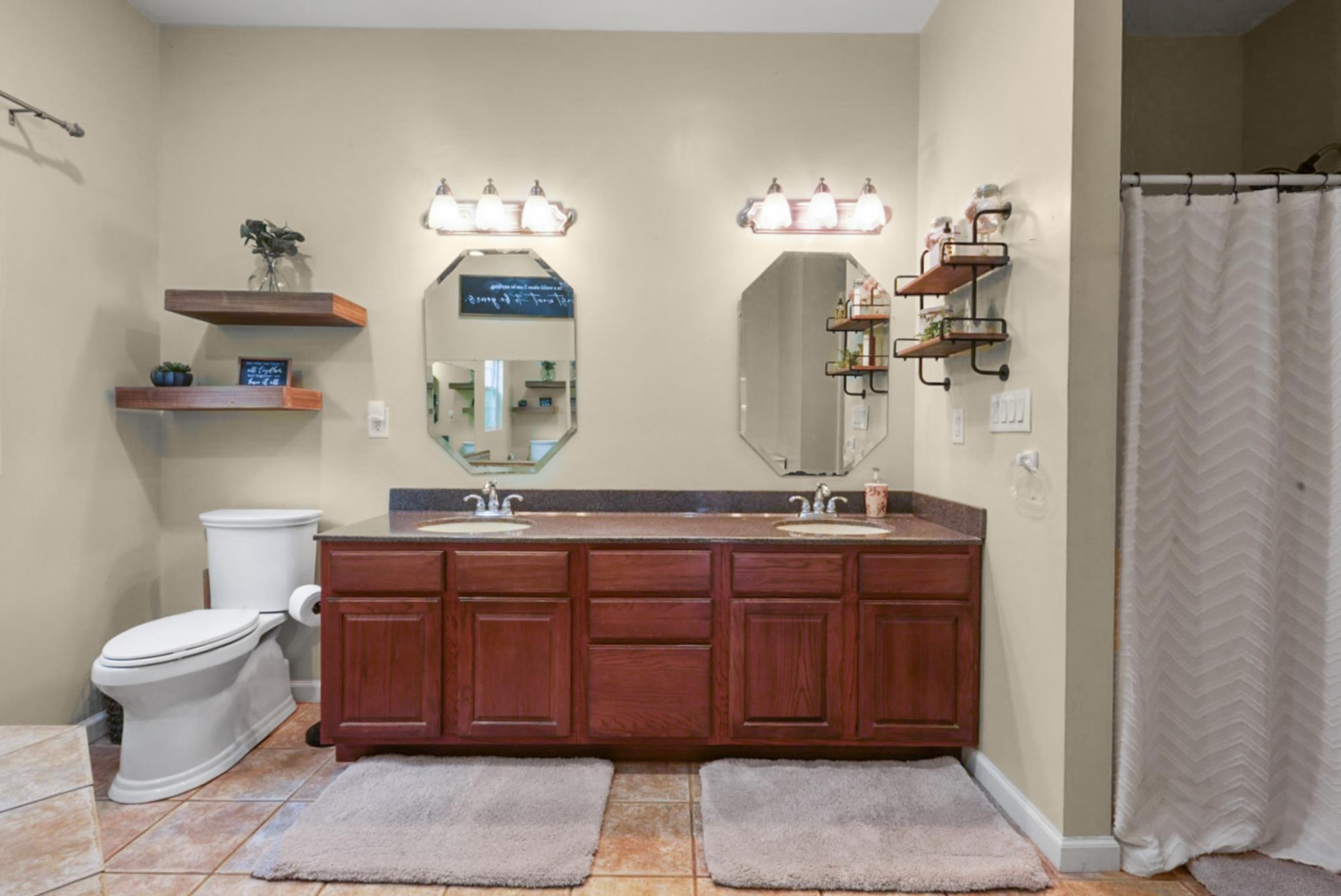 90 King Road Property Photo 24