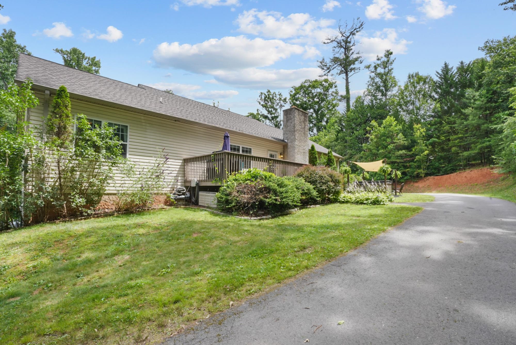 90 King Road Property Photo 39