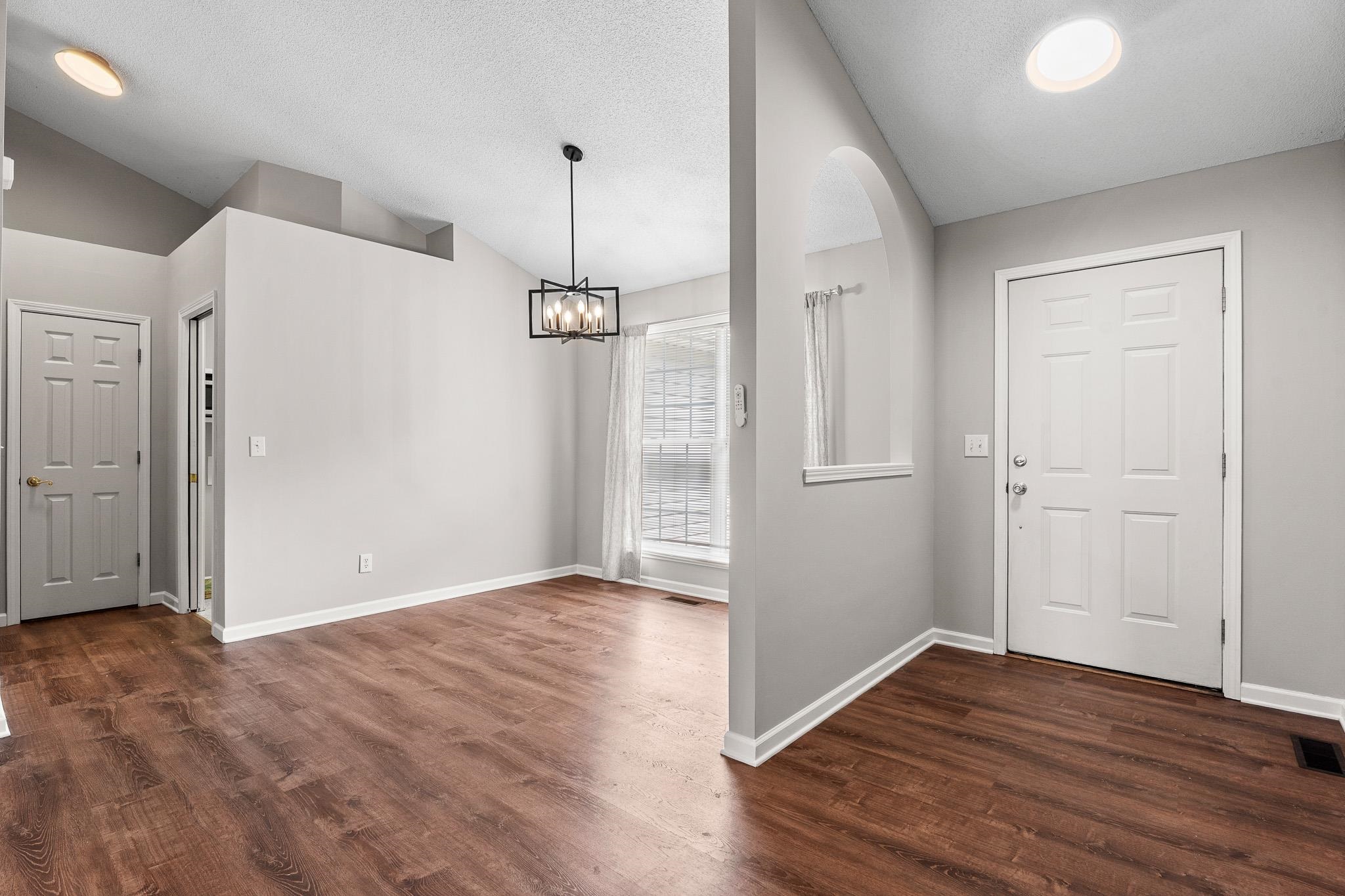 500 Lake Lennox Drive Property Photo 3