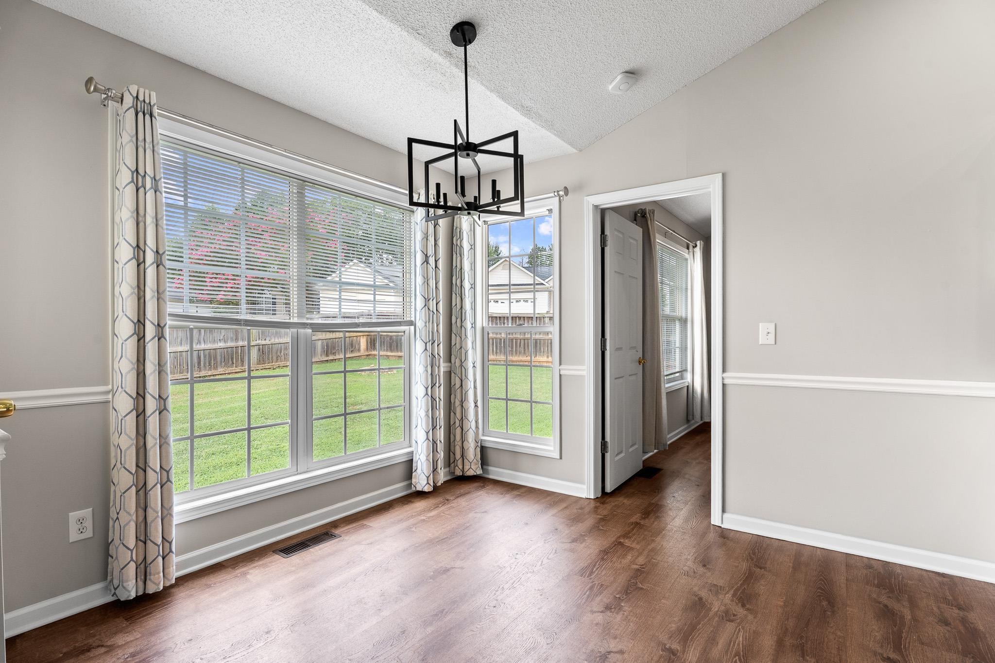 500 Lake Lennox Drive Property Photo 13